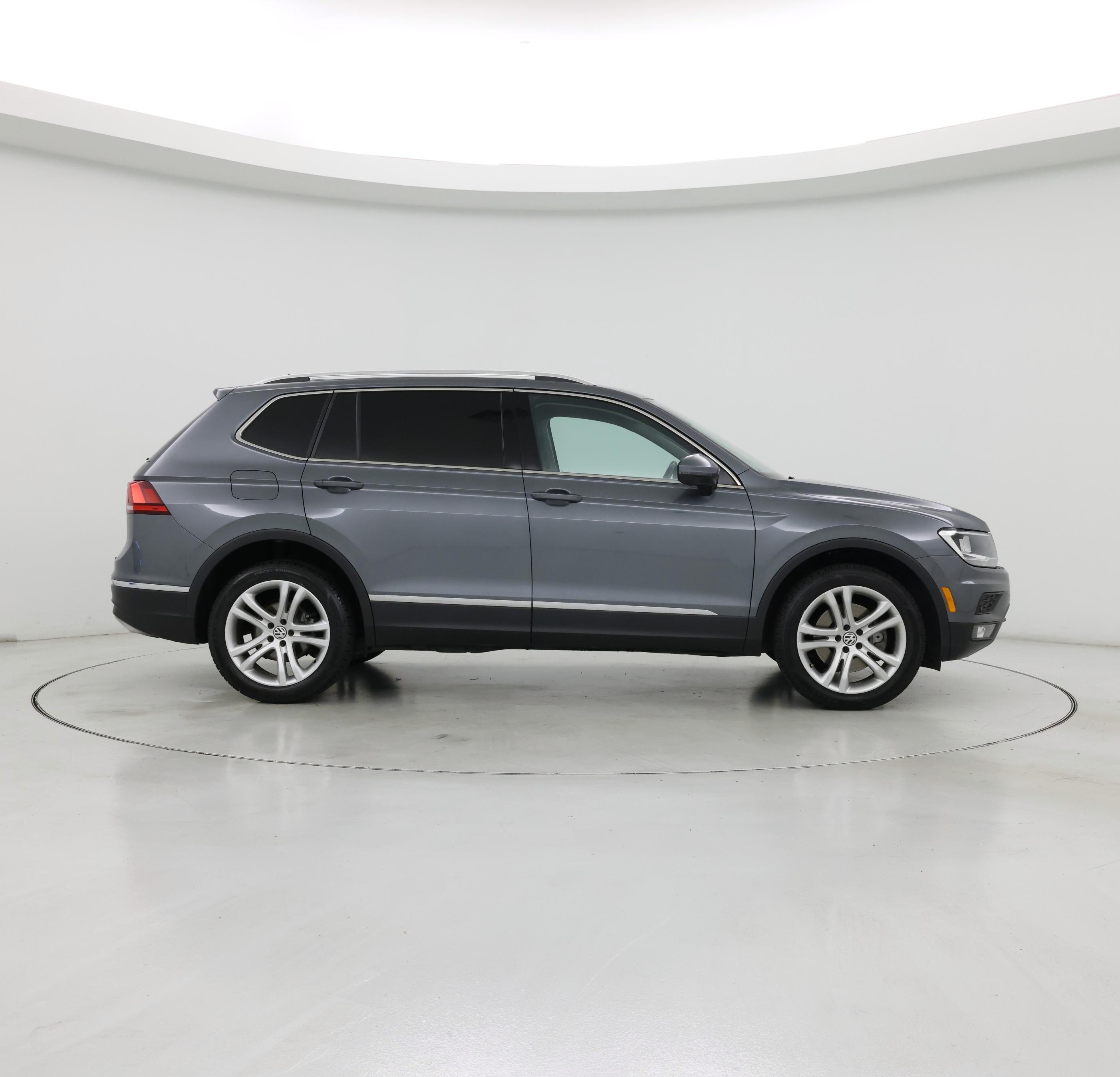 Thumbnail: 2020 Volkswagen Tiguan - 7