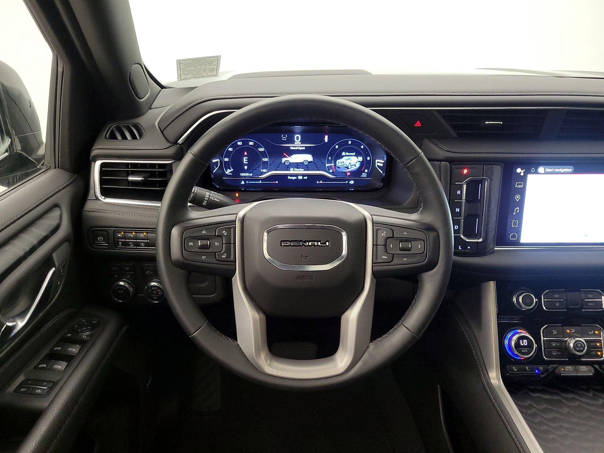 Thumbnail: 2023 GMC Yukon - 10