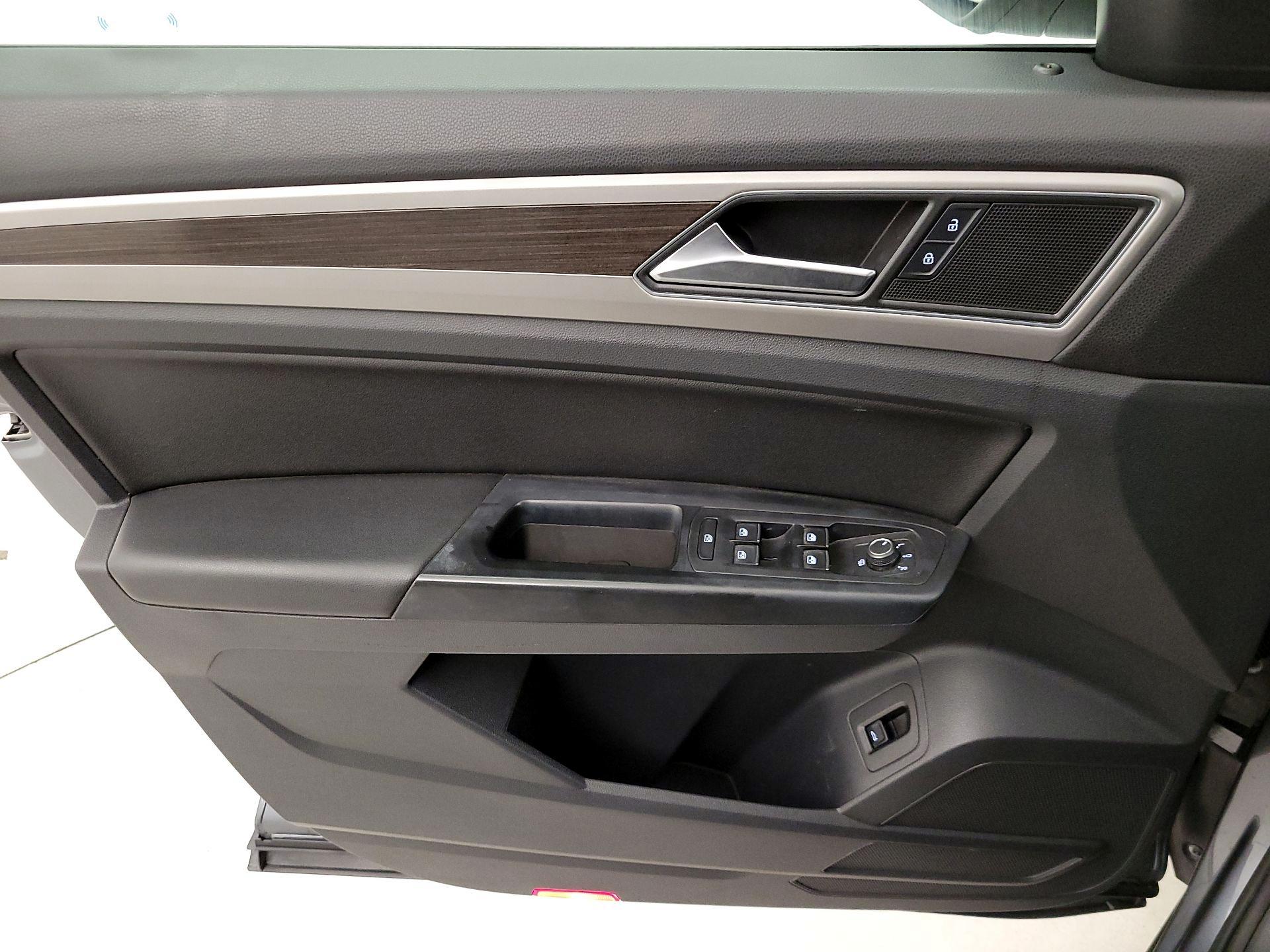 Thumbnail: 2019 Volkswagen Atlas - 12