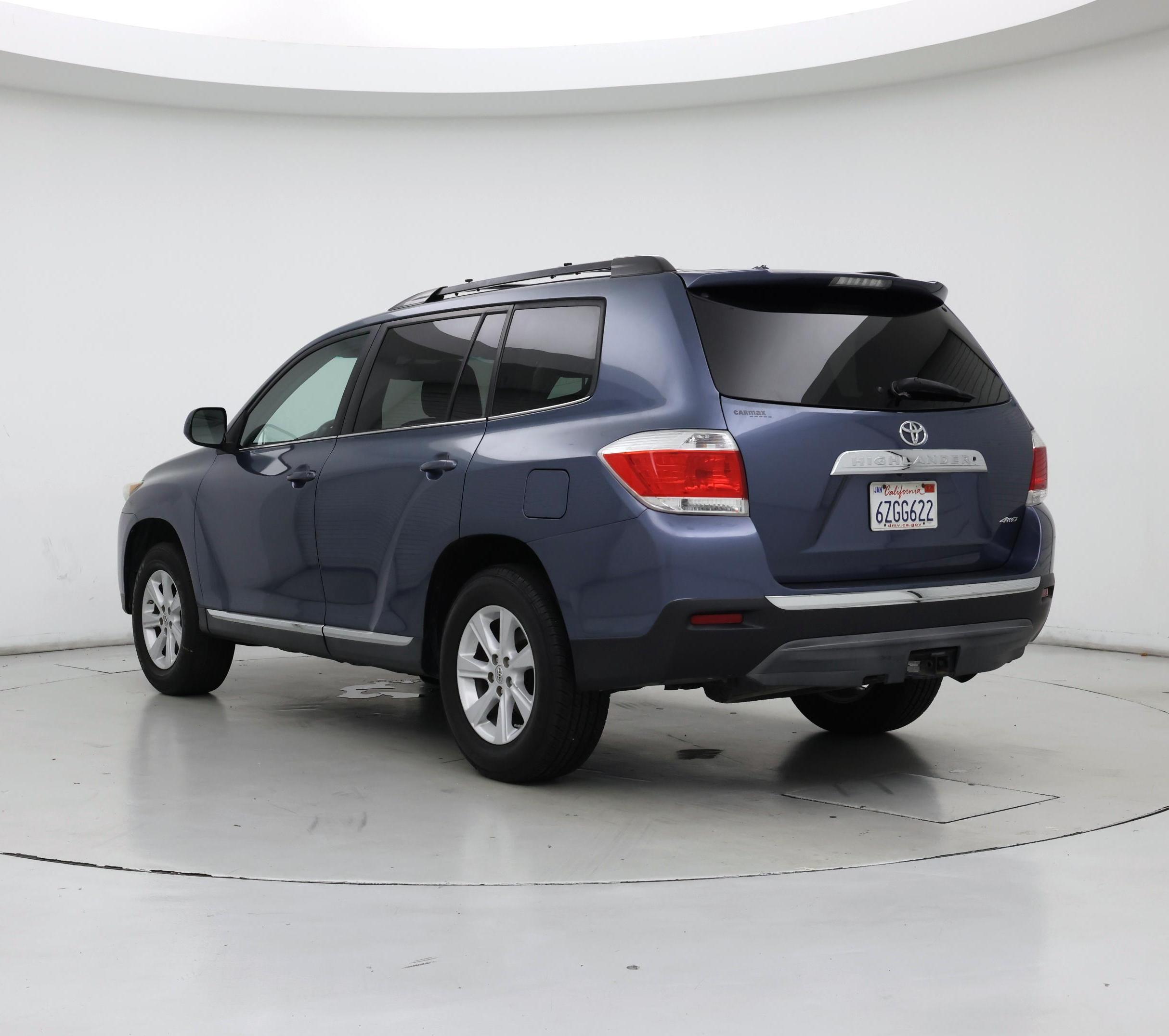 Thumbnail: 2013 Toyota Highlander - 2