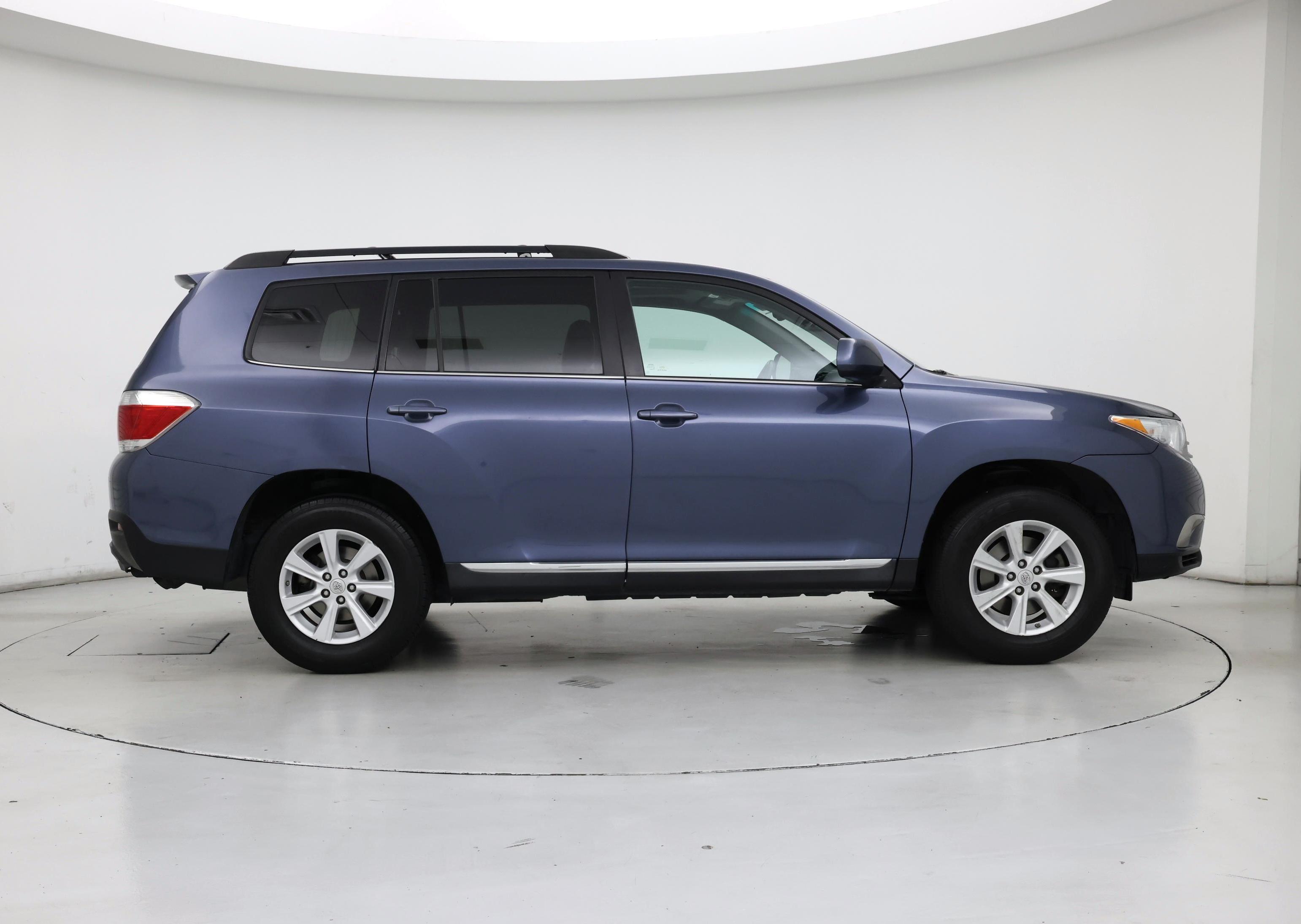 Thumbnail: 2013 Toyota Highlander - 7