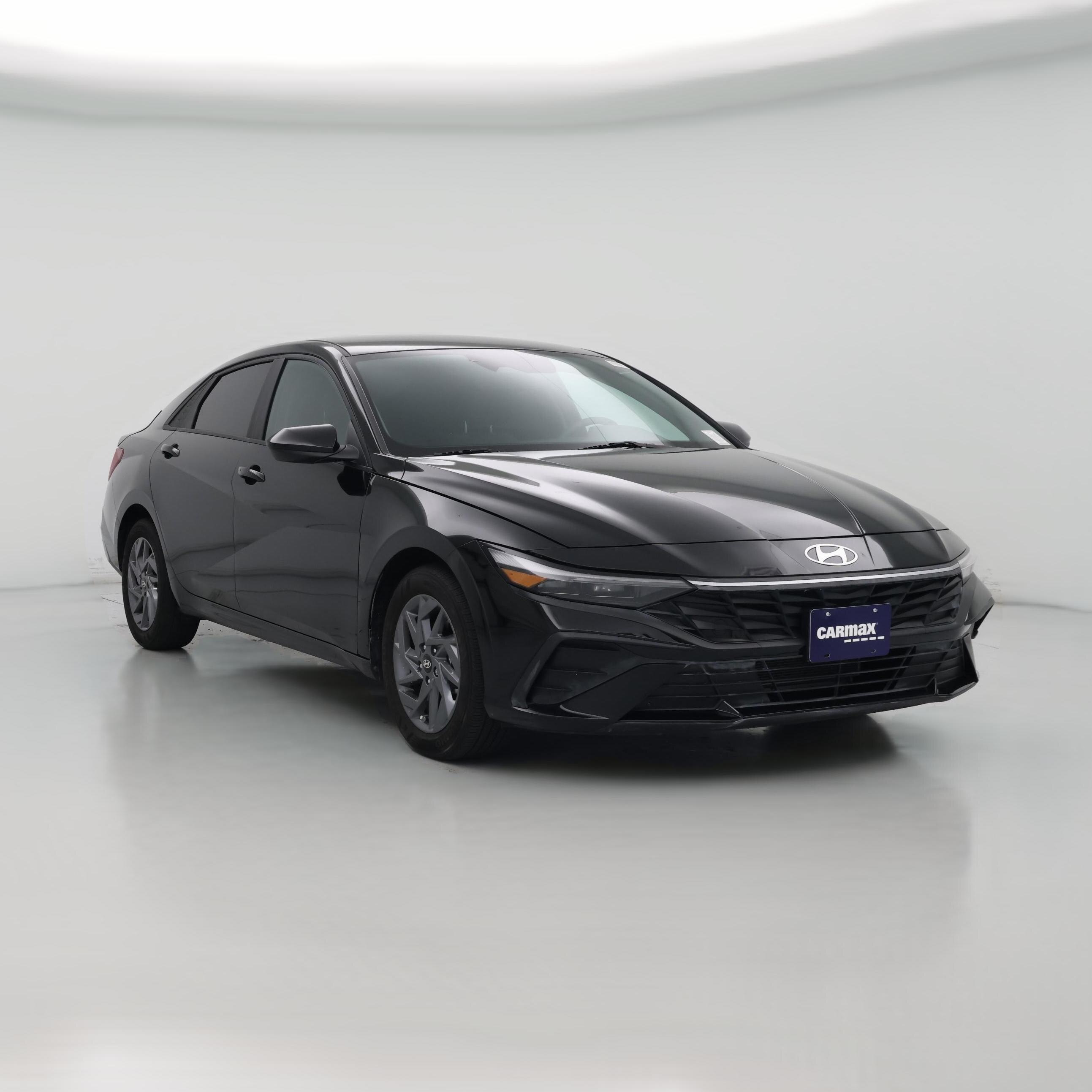 Thumbnail: 2024 Hyundai Elantra - 1