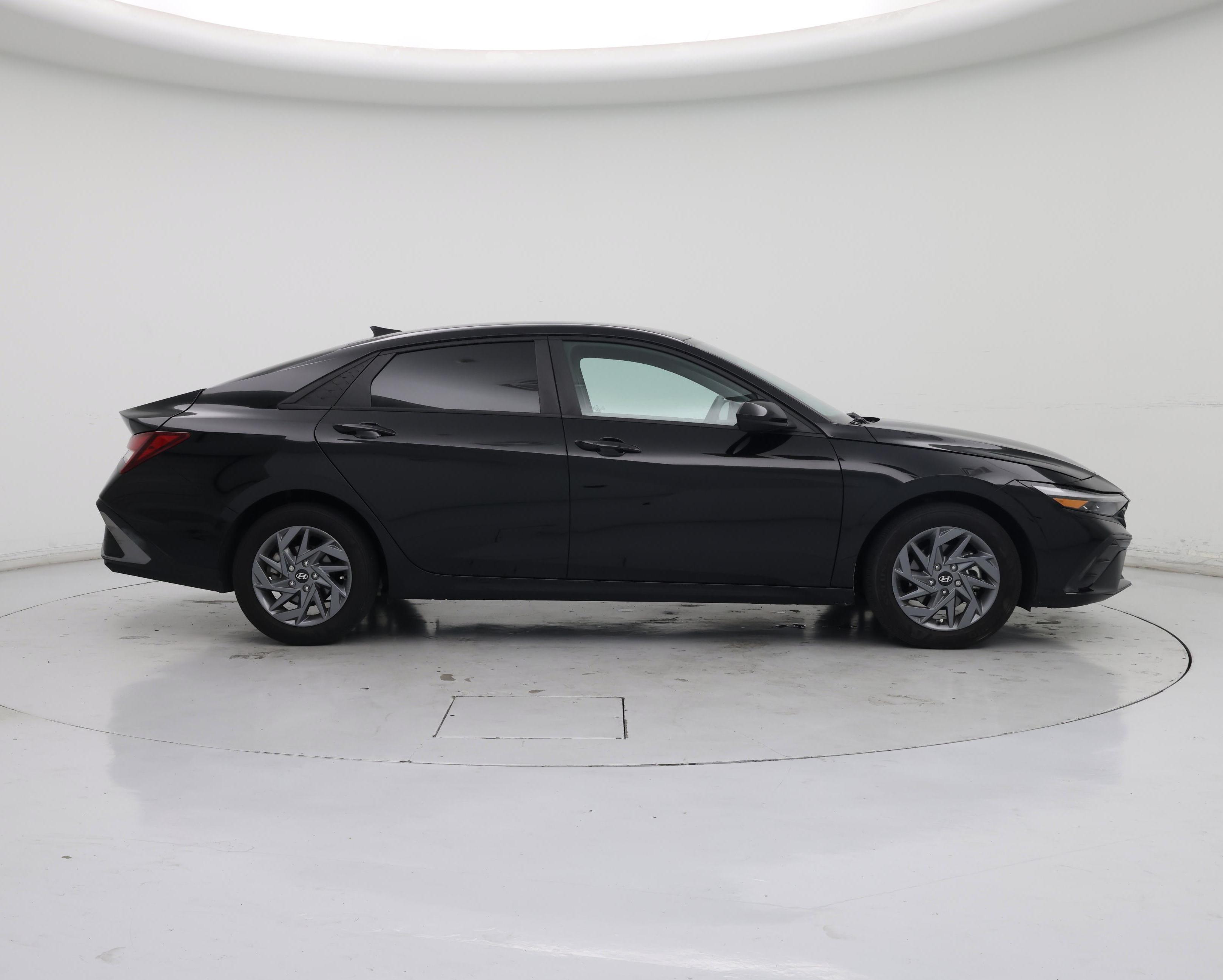 Thumbnail: 2024 Hyundai Elantra - 7
