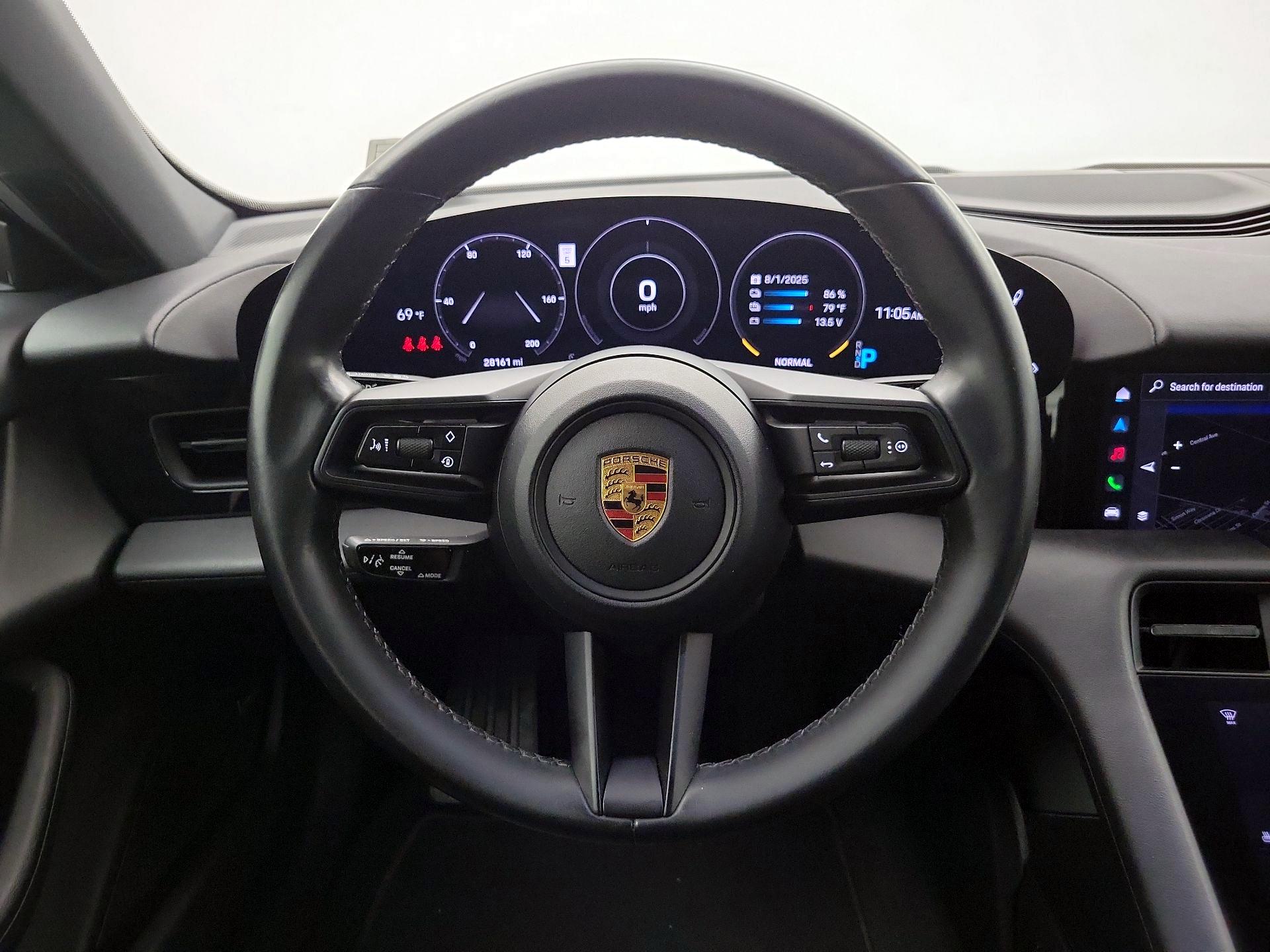 Thumbnail: 2022 Porsche Taycan - 10