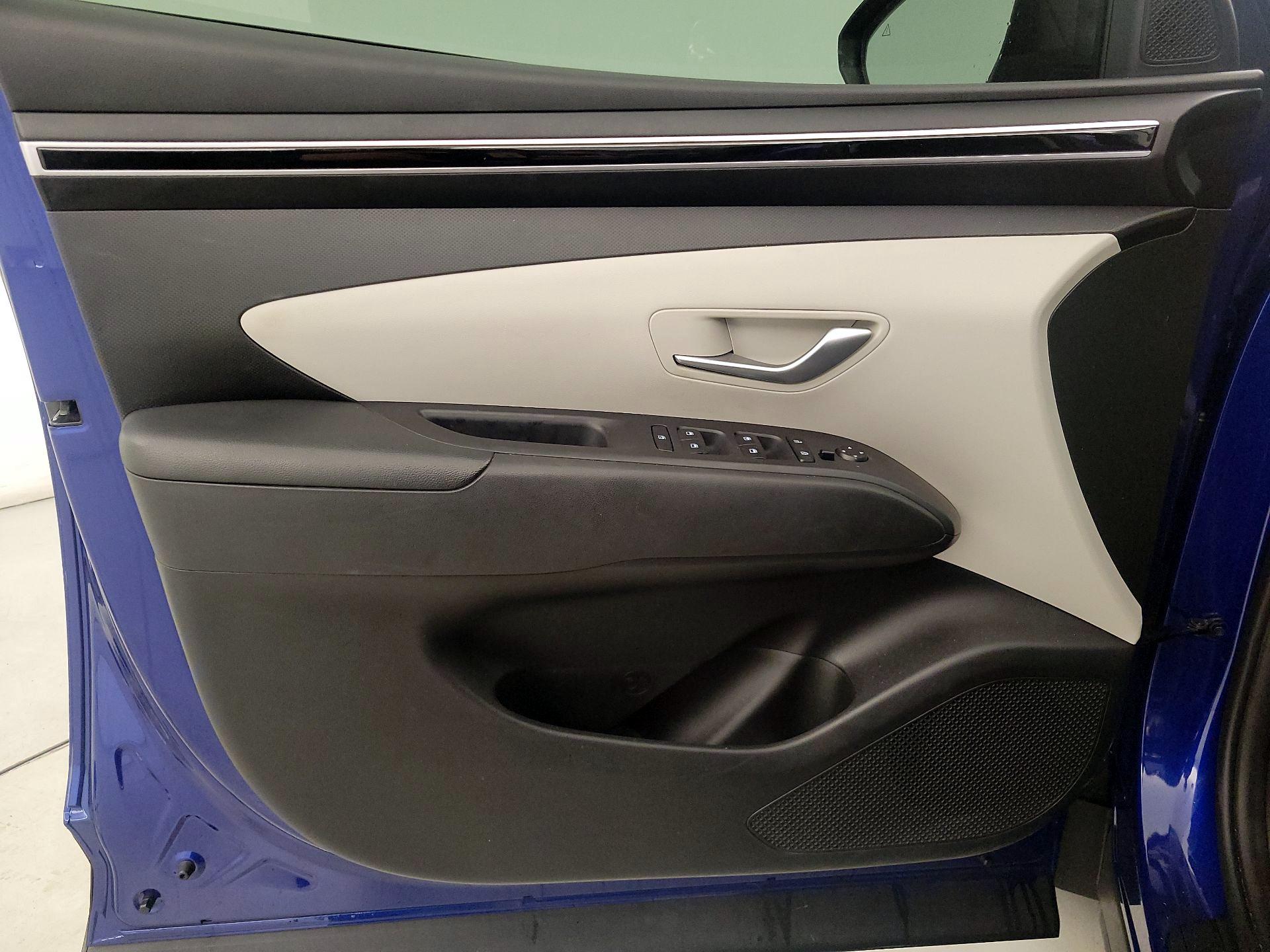 Thumbnail: 2023 Hyundai Tucson - 12