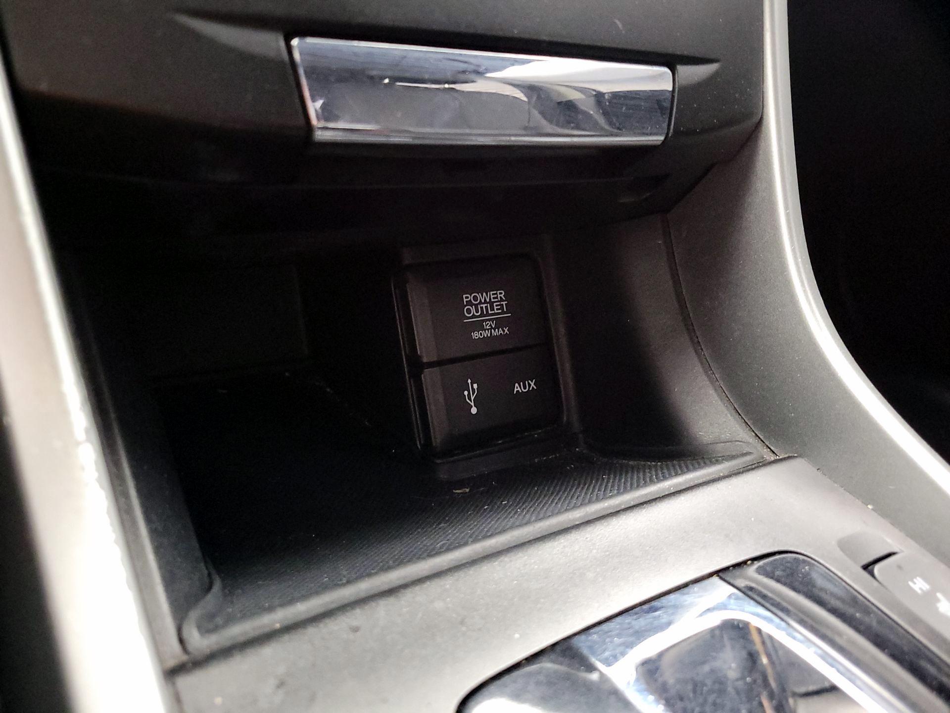 Thumbnail: 2015 Honda Accord - 18