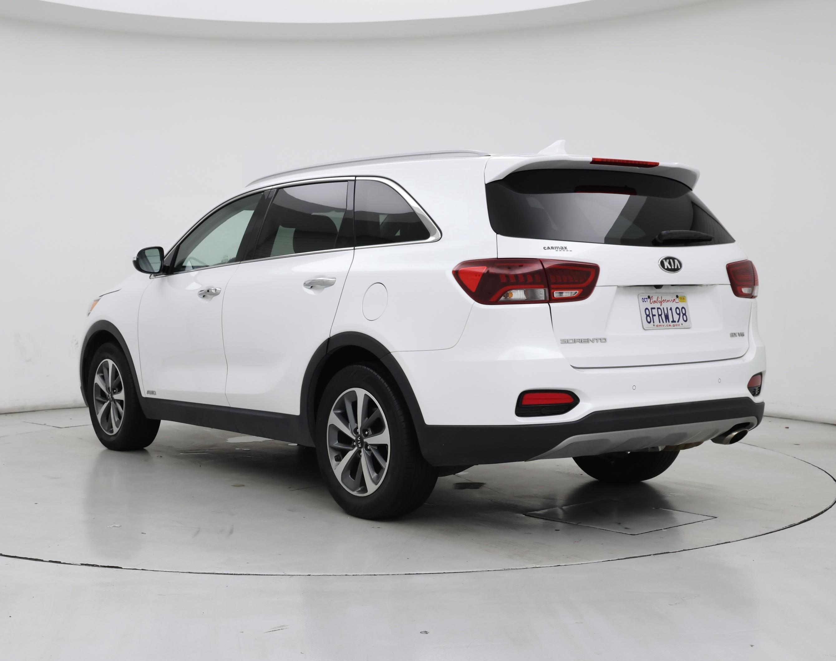Thumbnail: 2019 Kia Sorento - 2