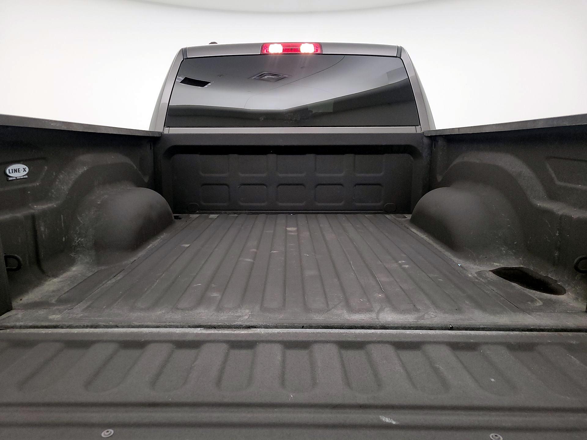 Thumbnail: 2020 RAM 1500 Classic - 20