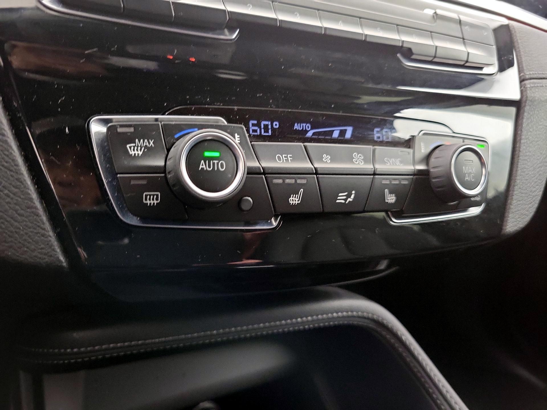Thumbnail: 2020 BMW X1 - 17