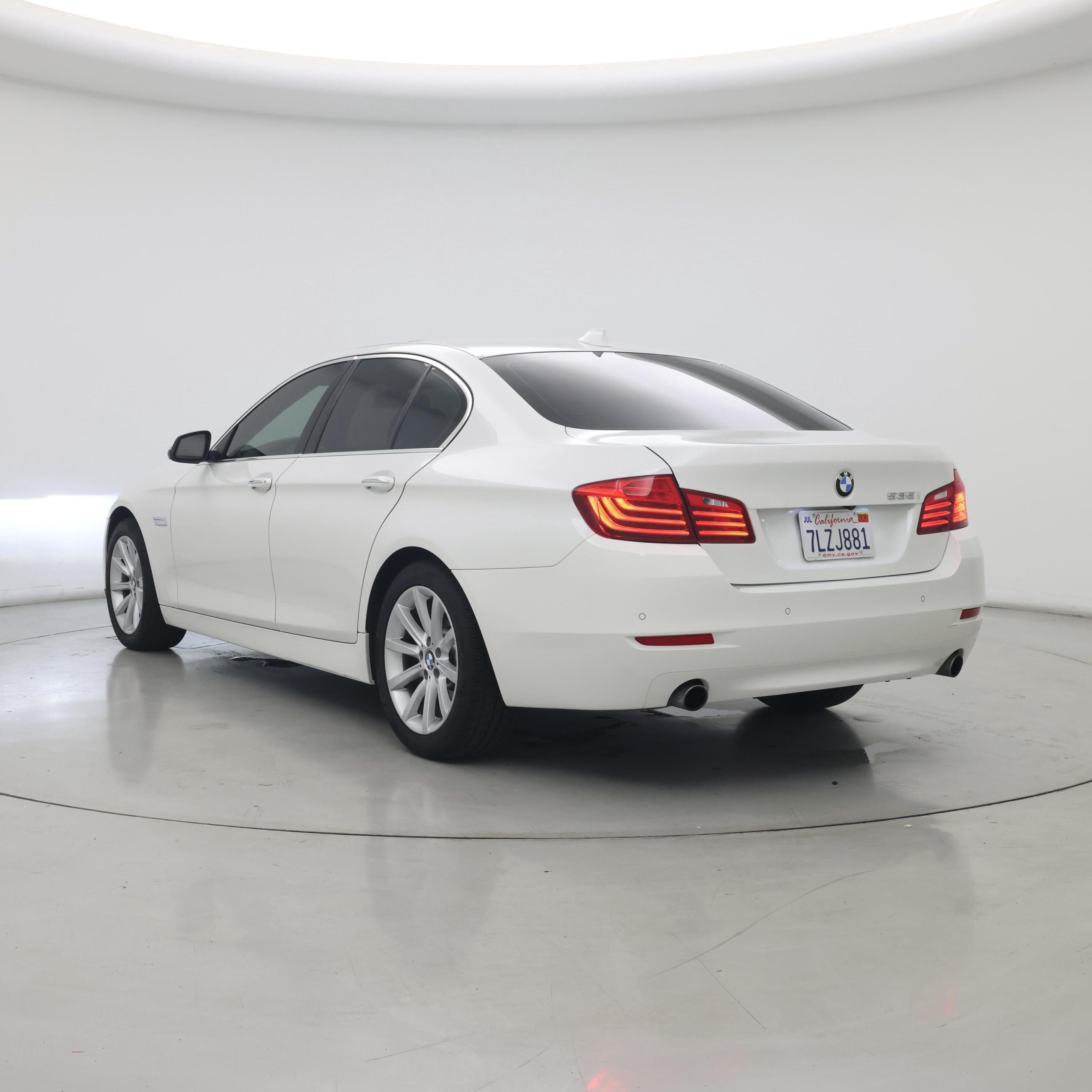 Thumbnail: 2015 BMW 5 Series - 2