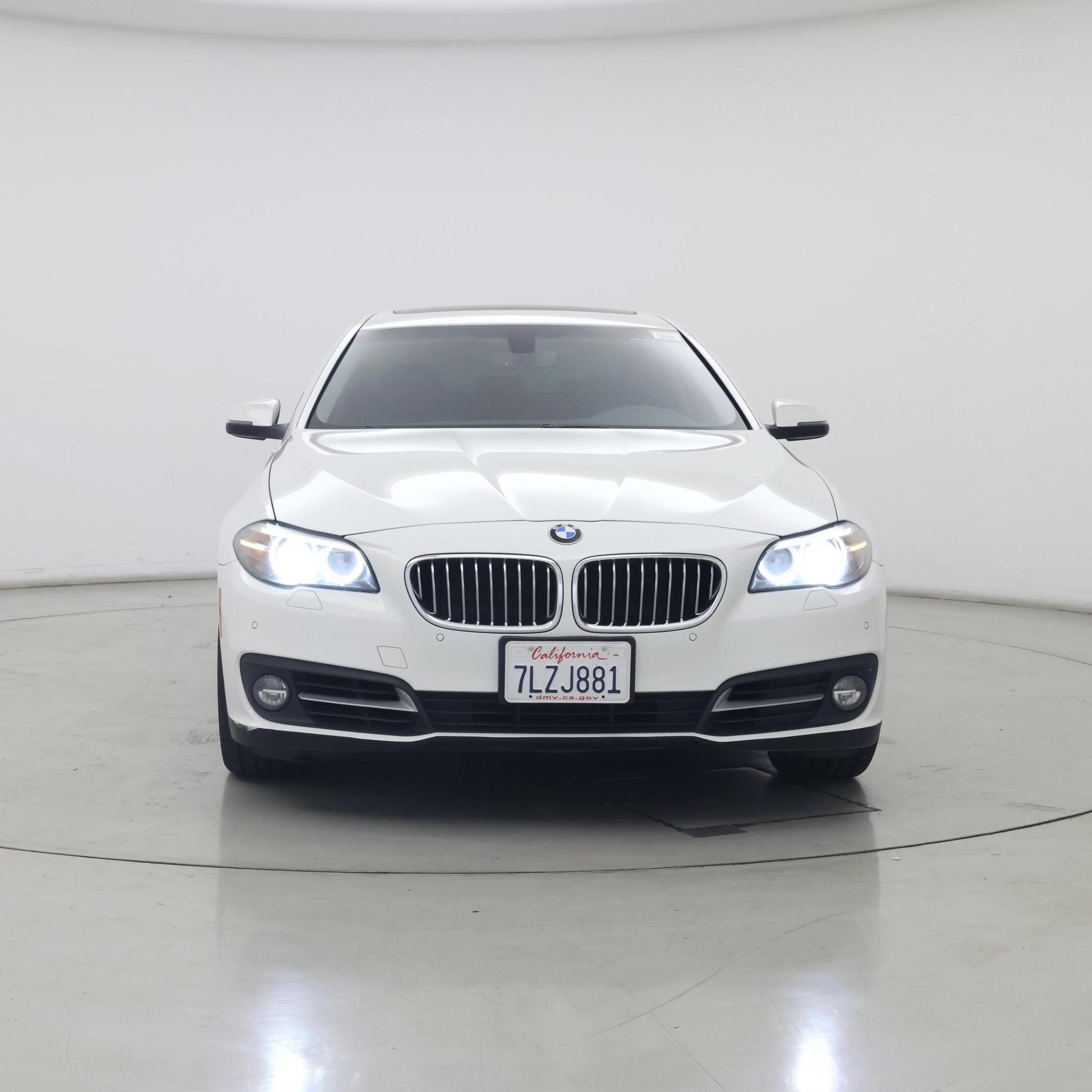 Thumbnail: 2015 BMW 5 Series - 5
