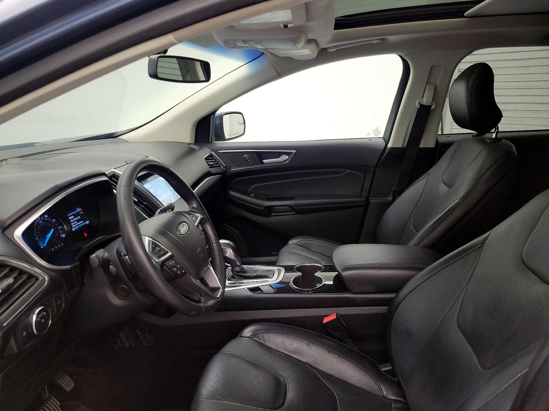 Thumbnail: 2018 Ford Edge - 11
