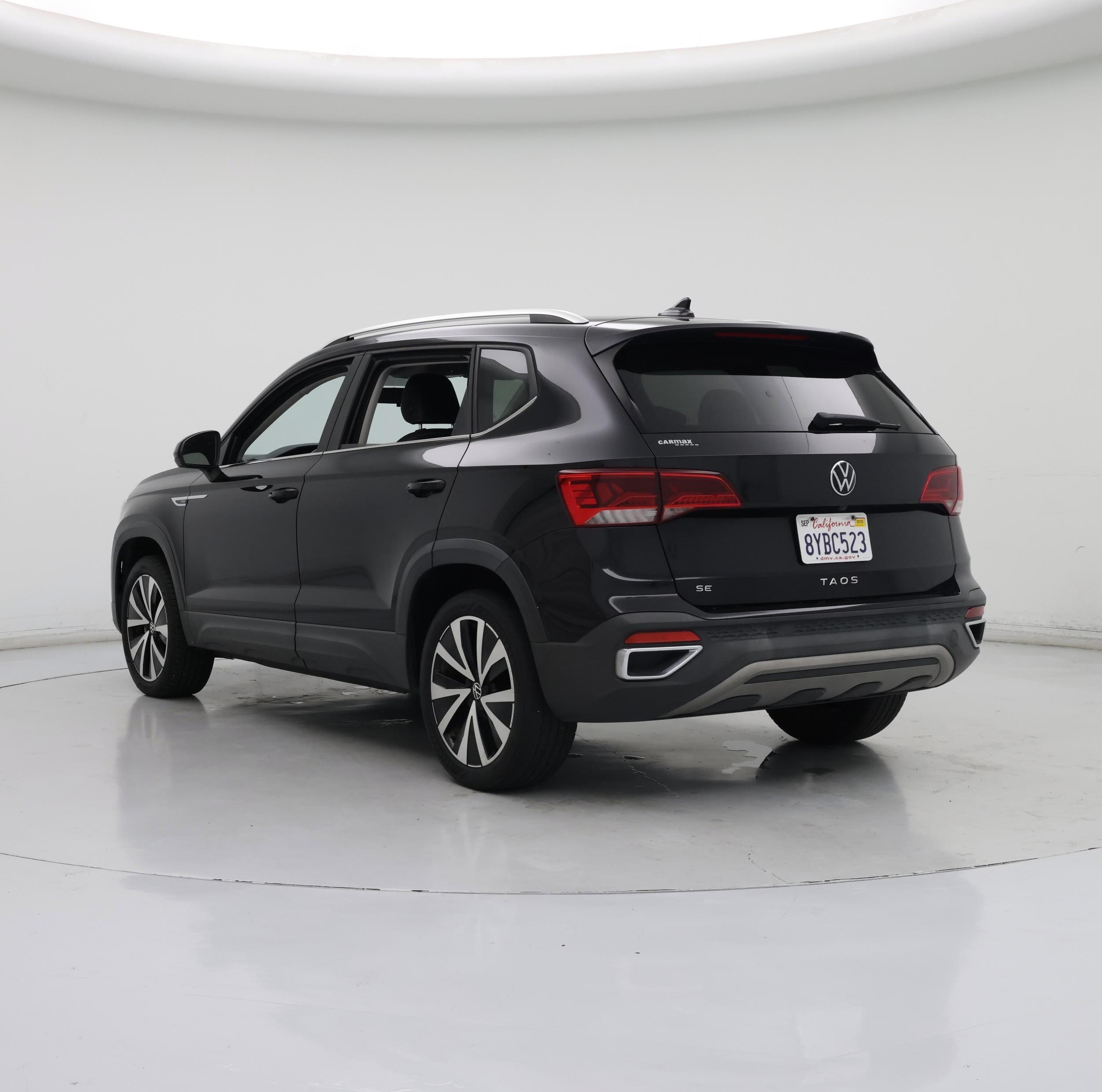 Thumbnail: 2022 Volkswagen Taos - 2
