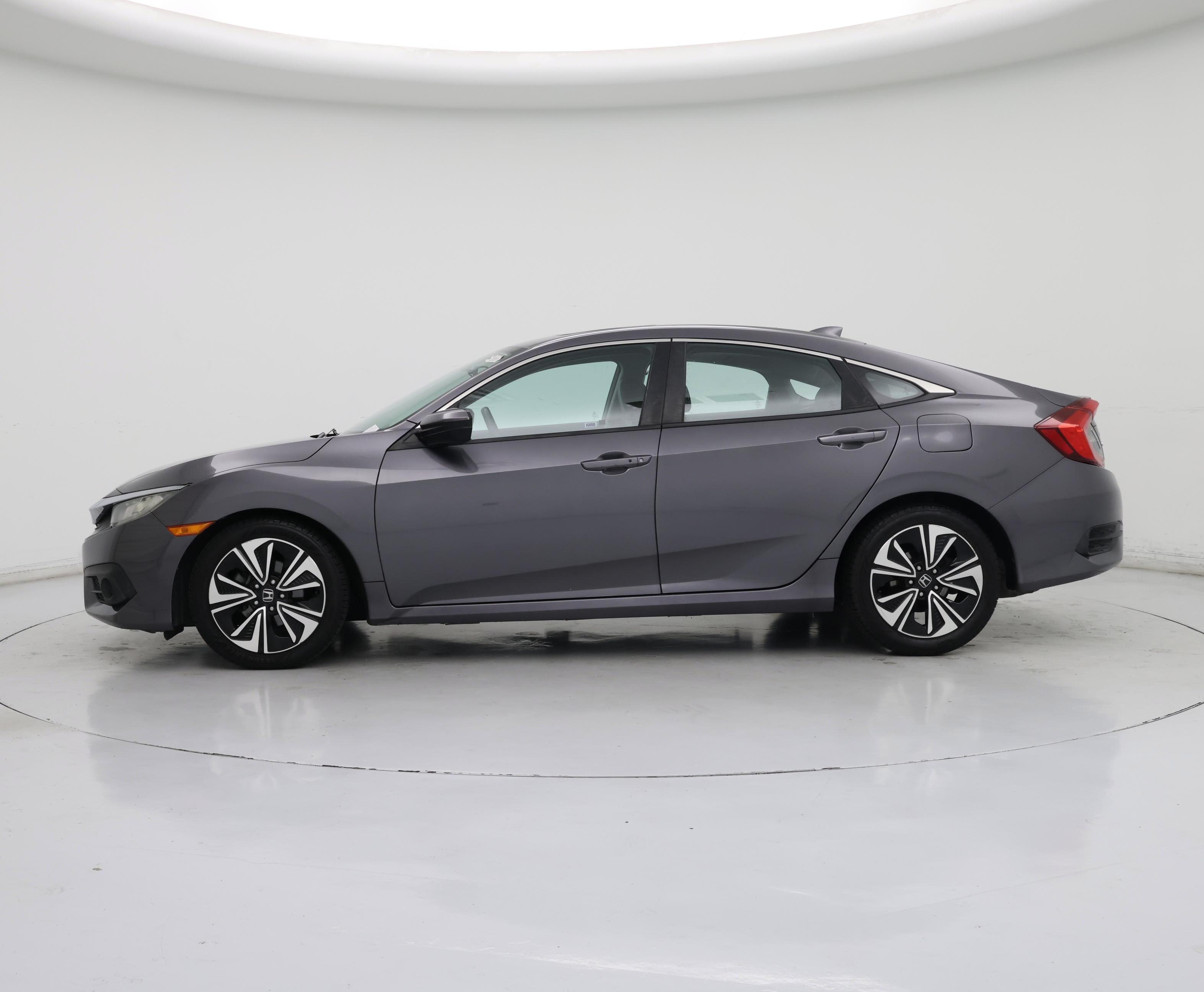 Thumbnail: 2017 Honda Civic - 3