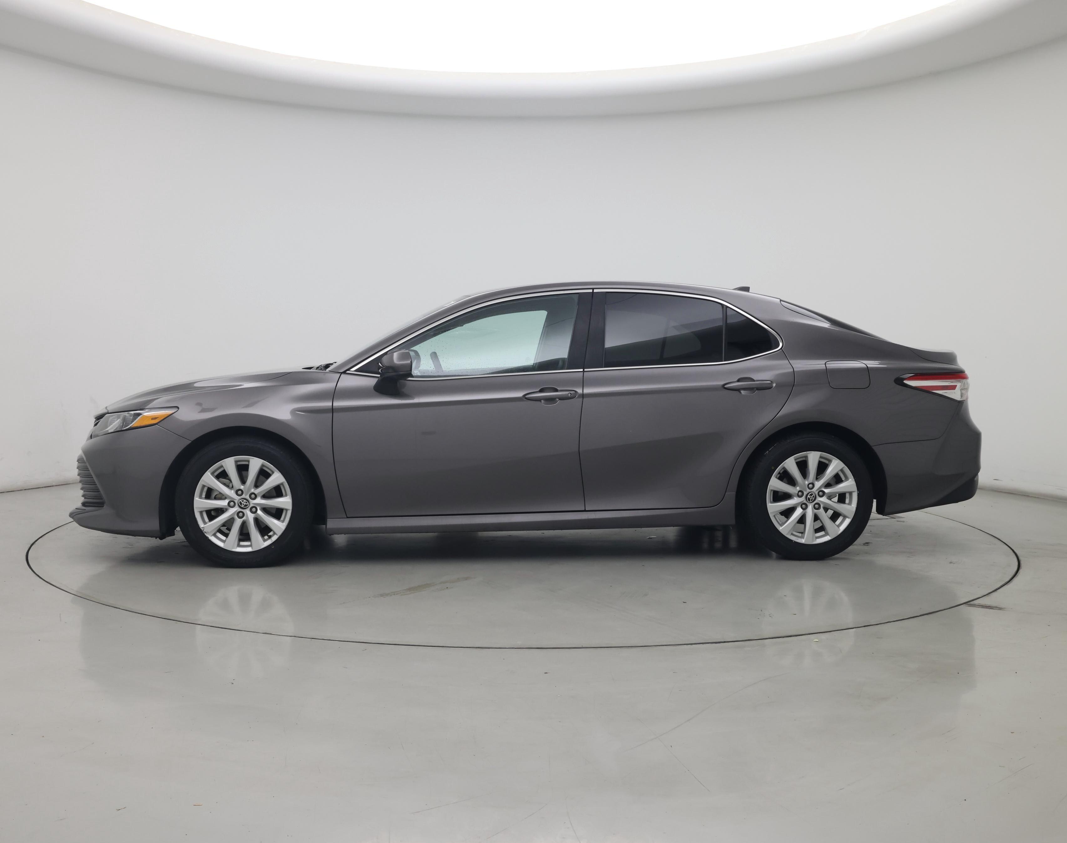 Thumbnail: 2020 Toyota Camry - 3