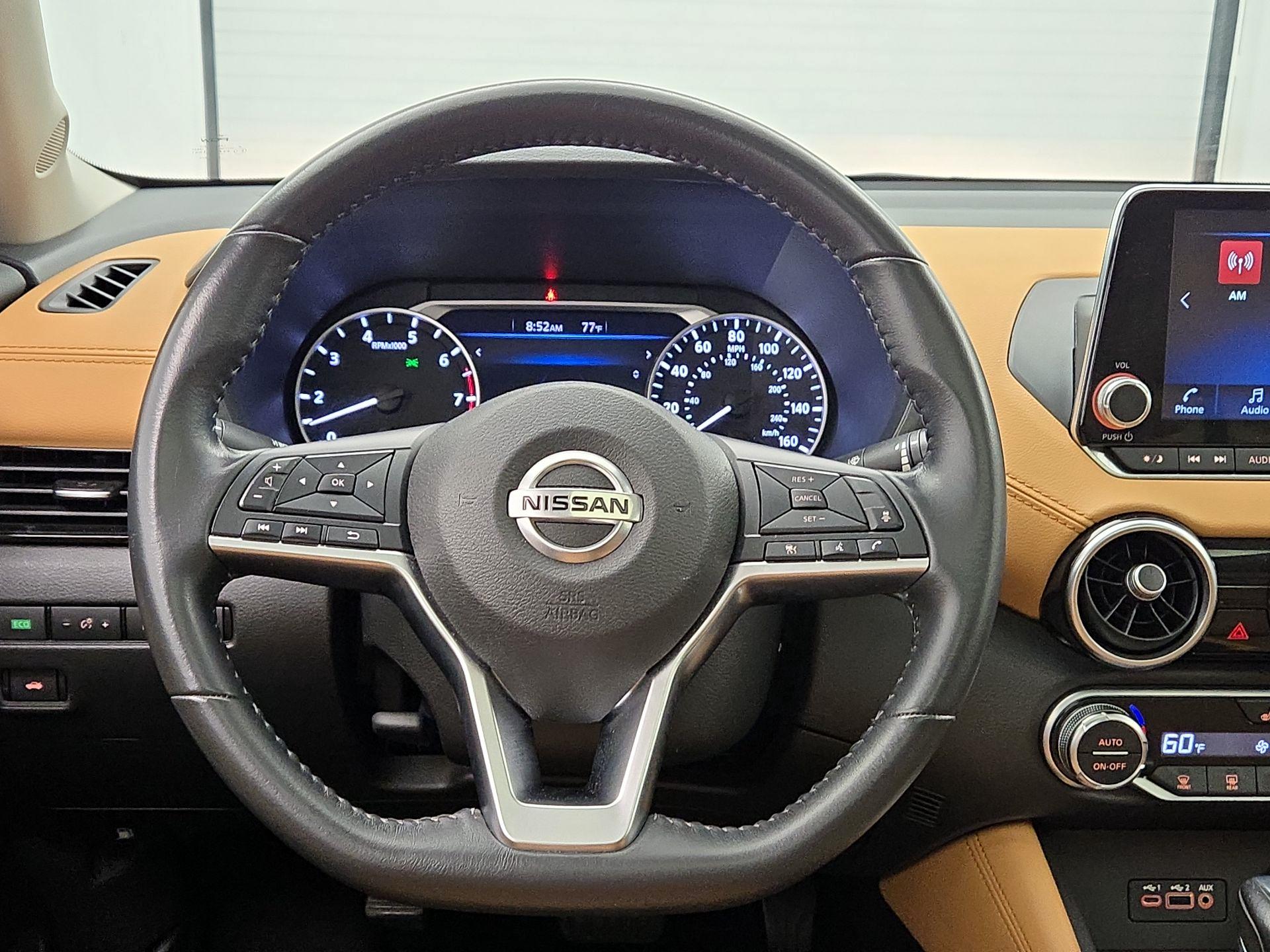 Thumbnail: 2021 Nissan Sentra - 10