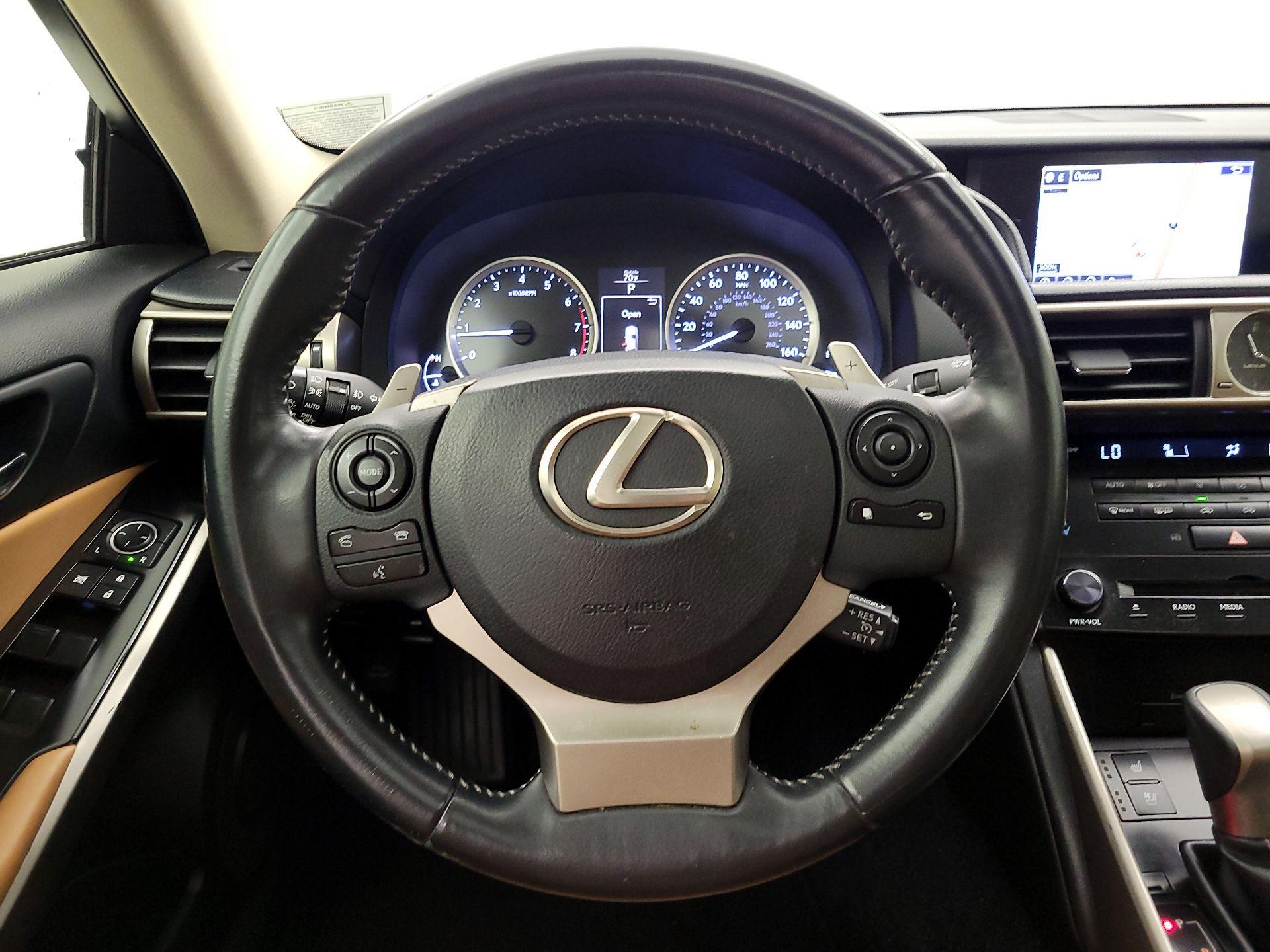 Thumbnail: 2014 Lexus IS - 10