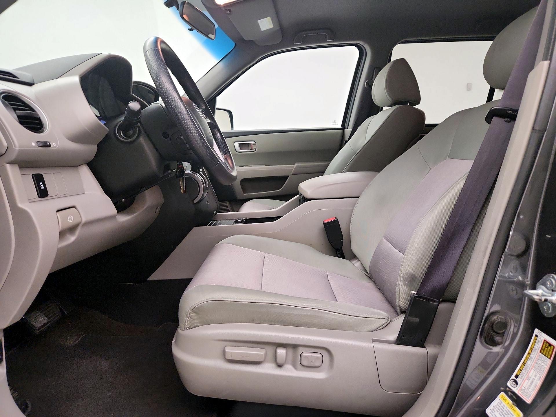 Thumbnail: 2013 Honda Pilot - 11