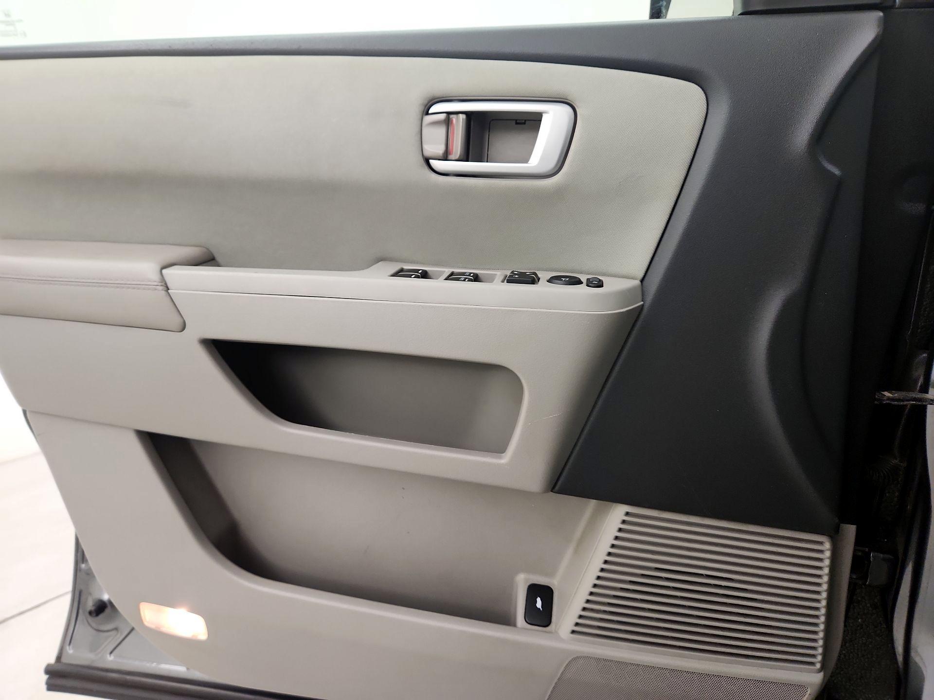 Thumbnail: 2013 Honda Pilot - 12