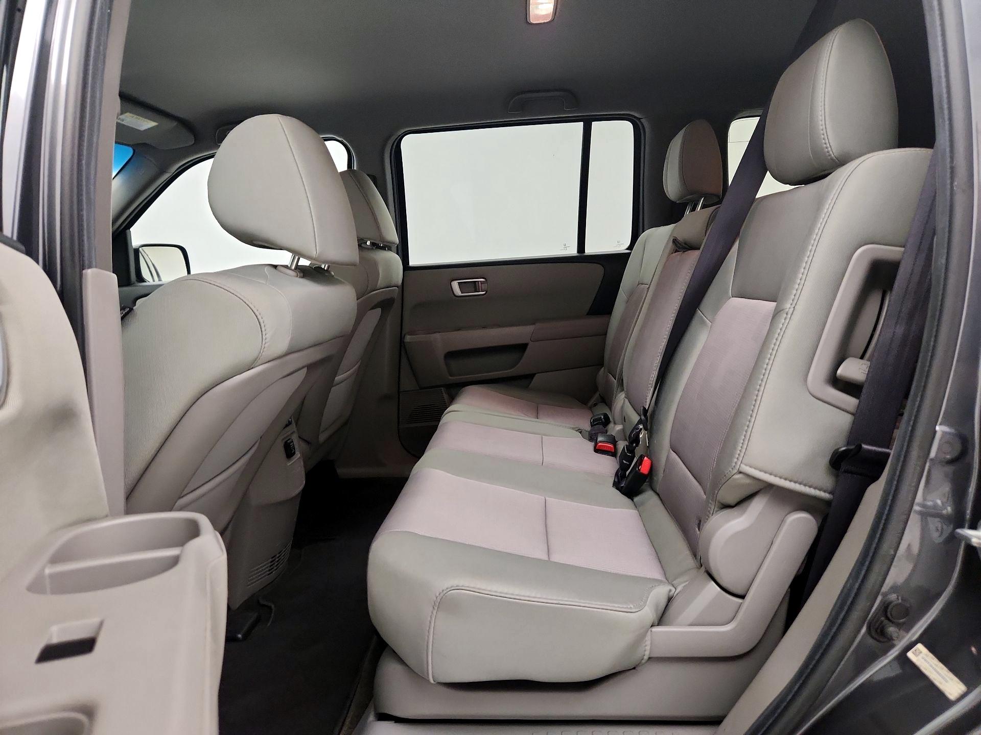 Thumbnail: 2013 Honda Pilot - 19