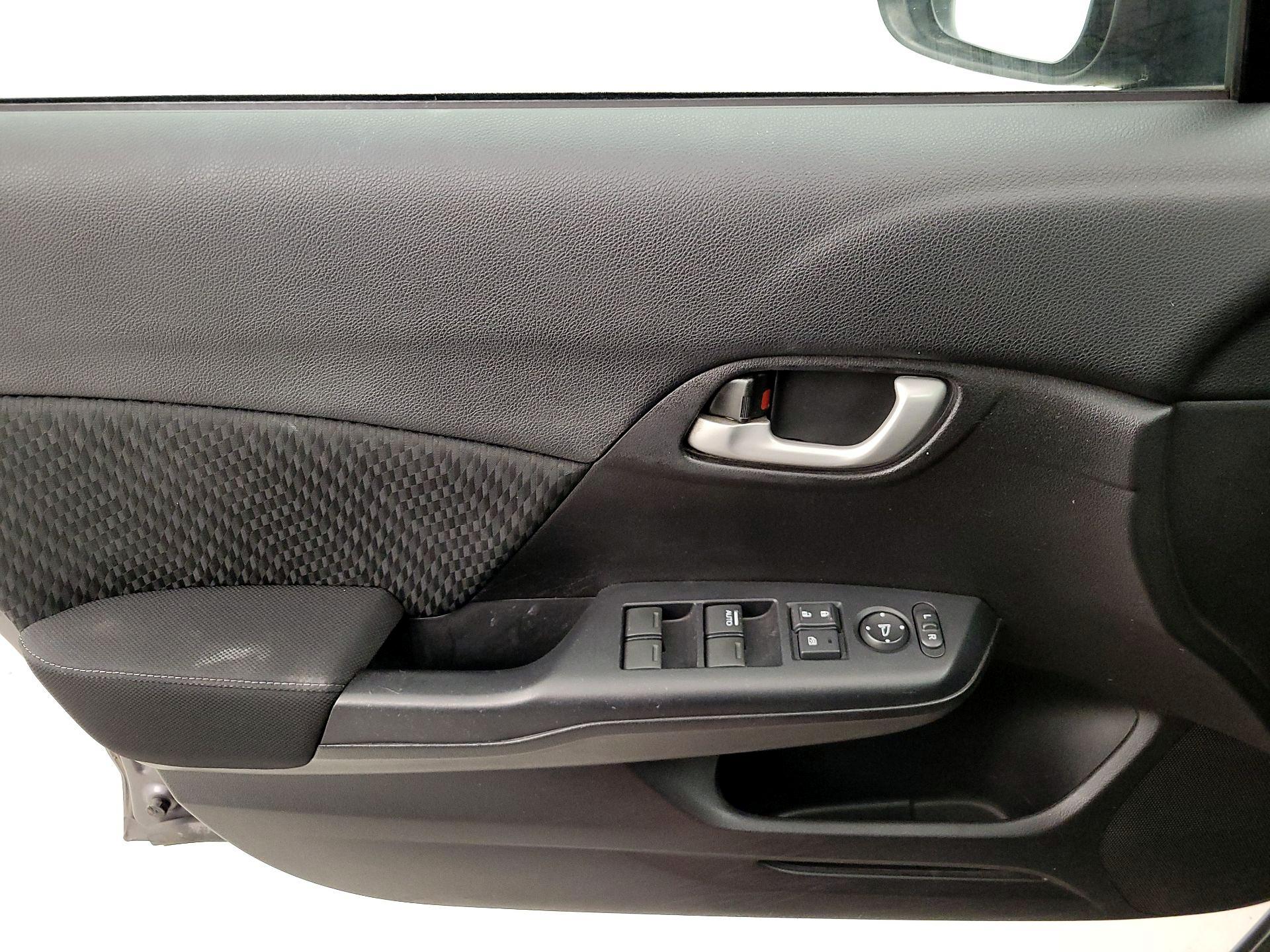 Thumbnail: 2014 Honda Civic - 12