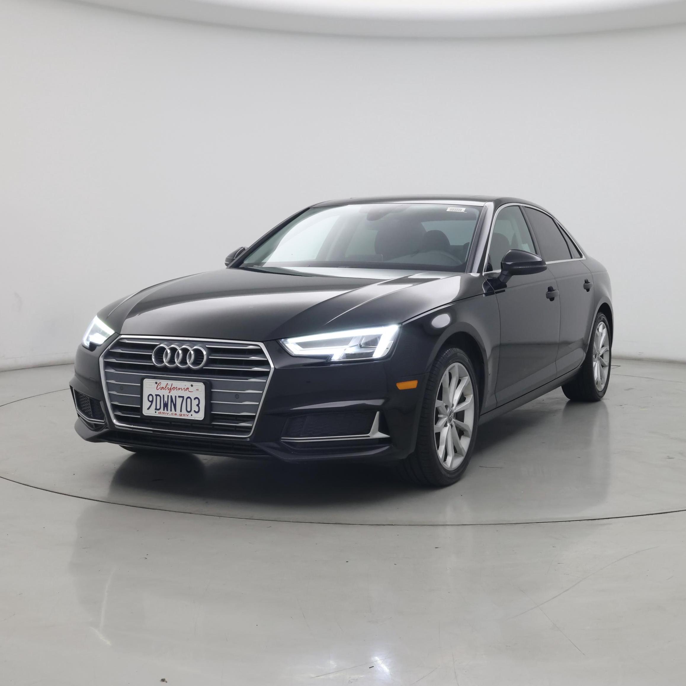 Thumbnail: 2019 Audi A4 - 4