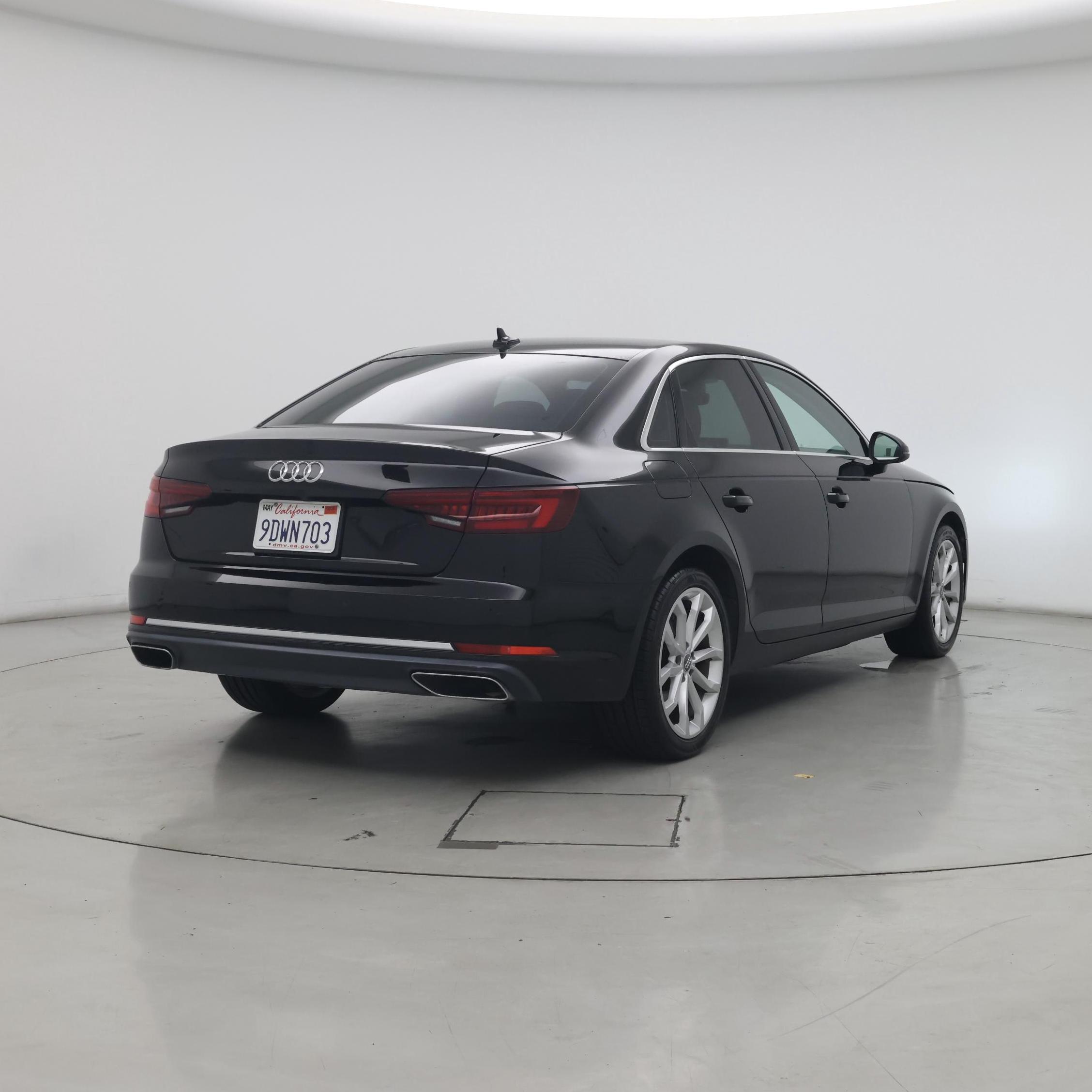 Thumbnail: 2019 Audi A4 - 8