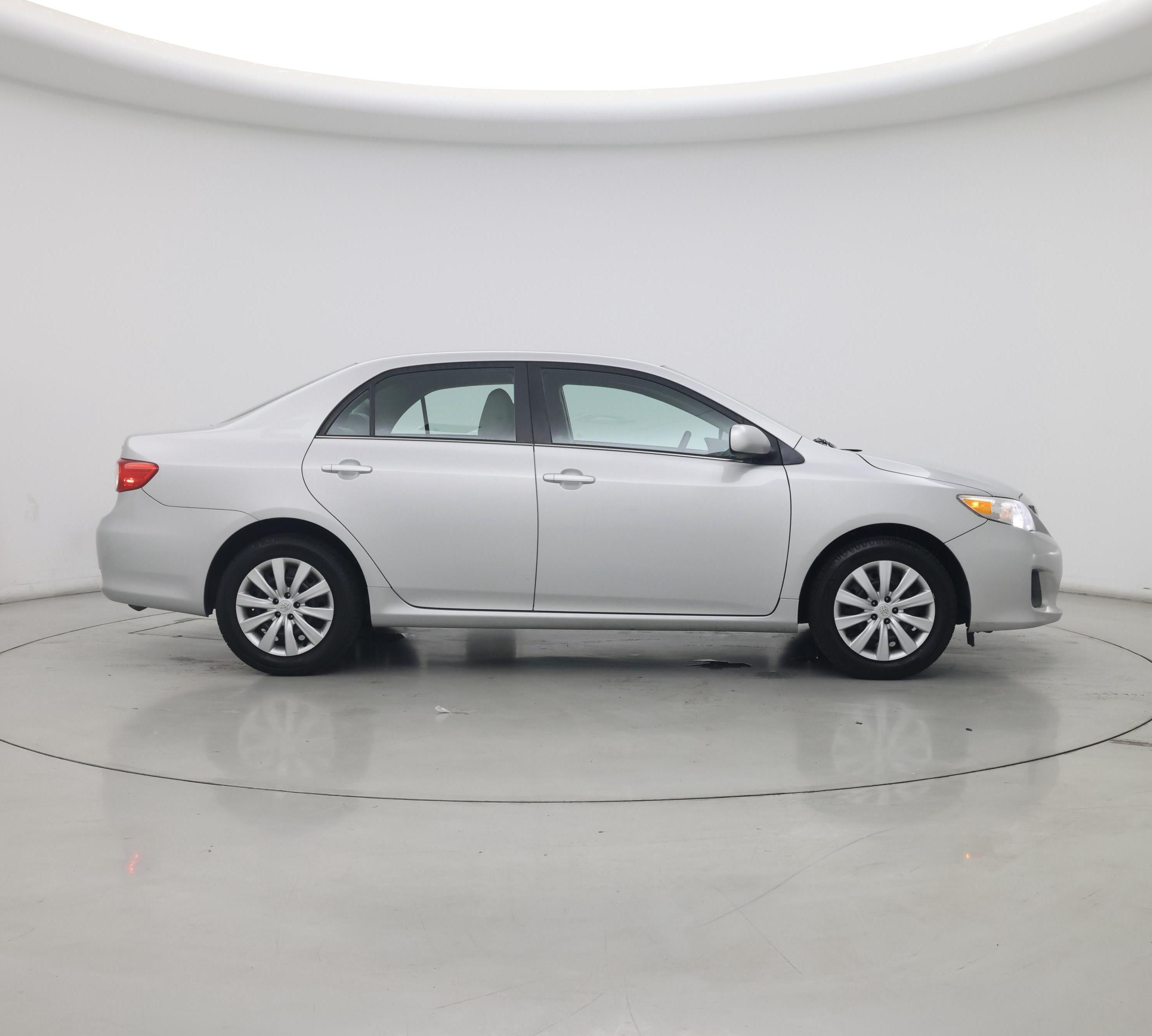 Thumbnail: 2013 Toyota Corolla - 7