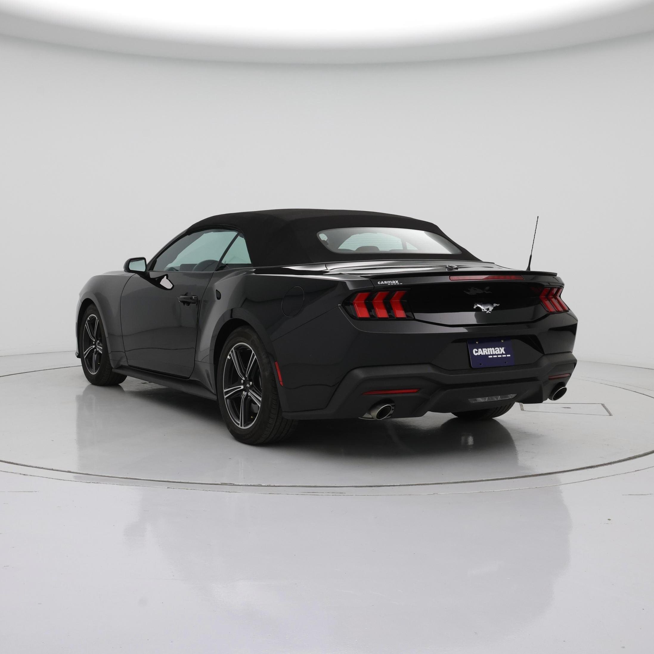 Thumbnail: 2025 Ford Mustang - 2