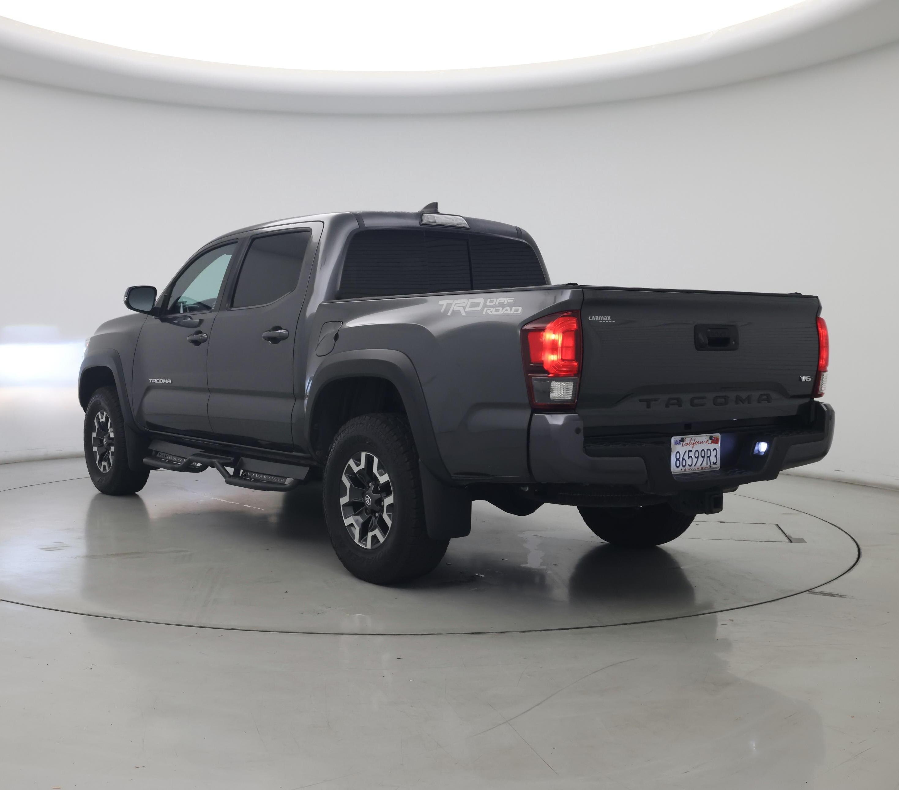 Thumbnail: 2019 Toyota Tacoma - 2