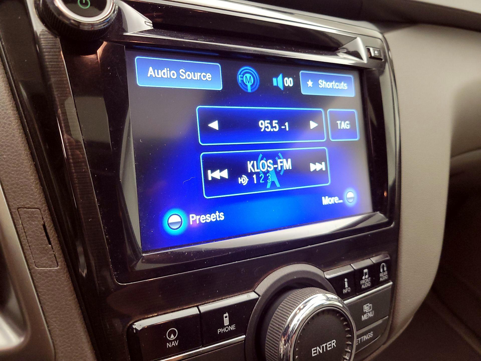 Thumbnail: 2016 Honda Odyssey - 16