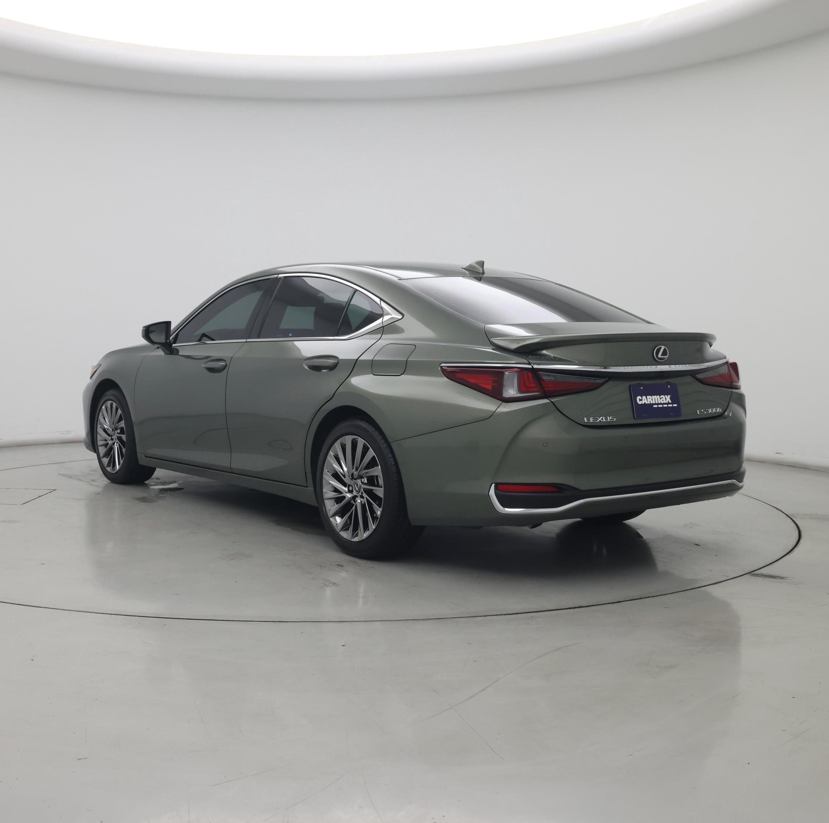 Thumbnail: 2025 Lexus ES - 2