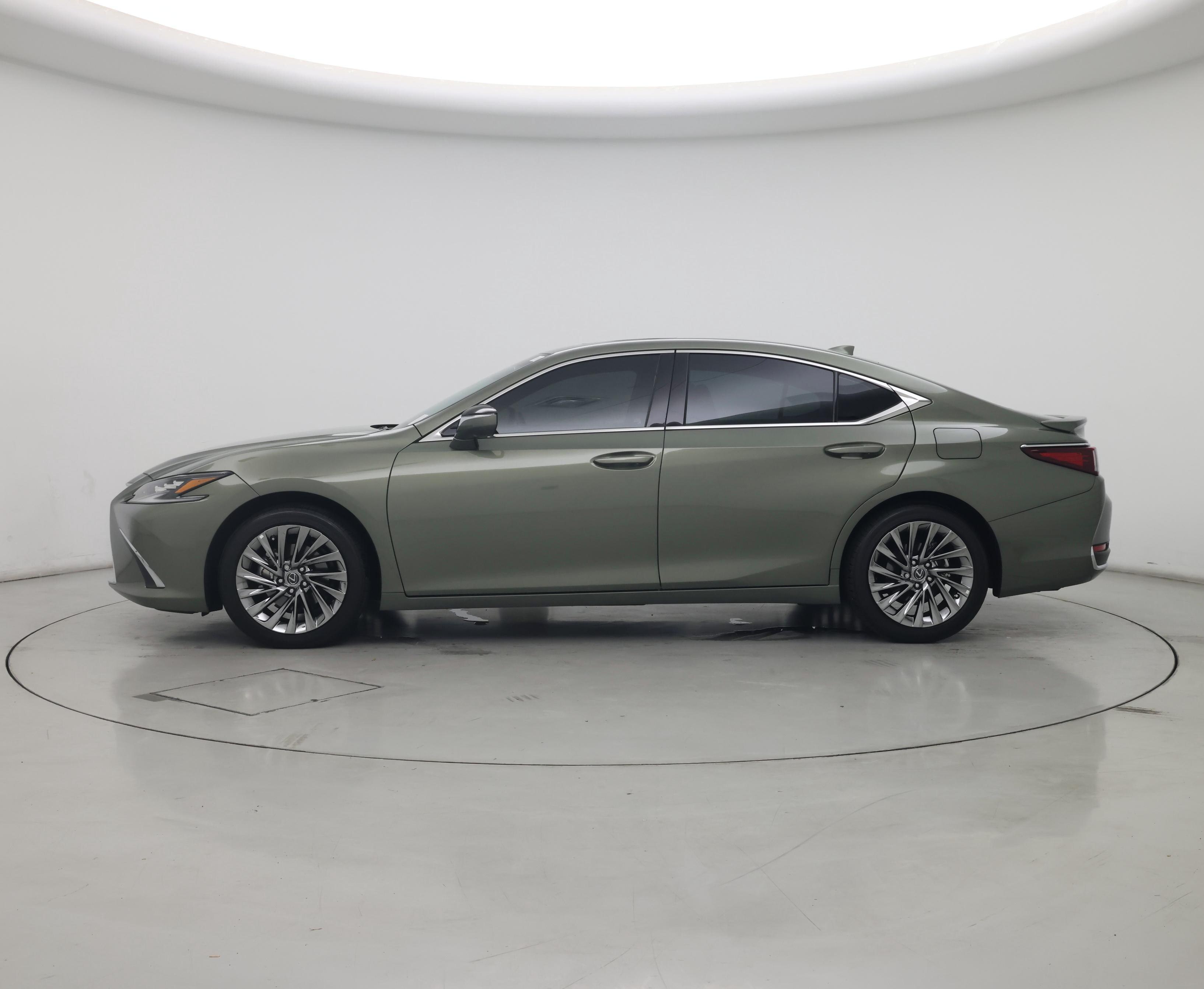 Thumbnail: 2025 Lexus ES - 3