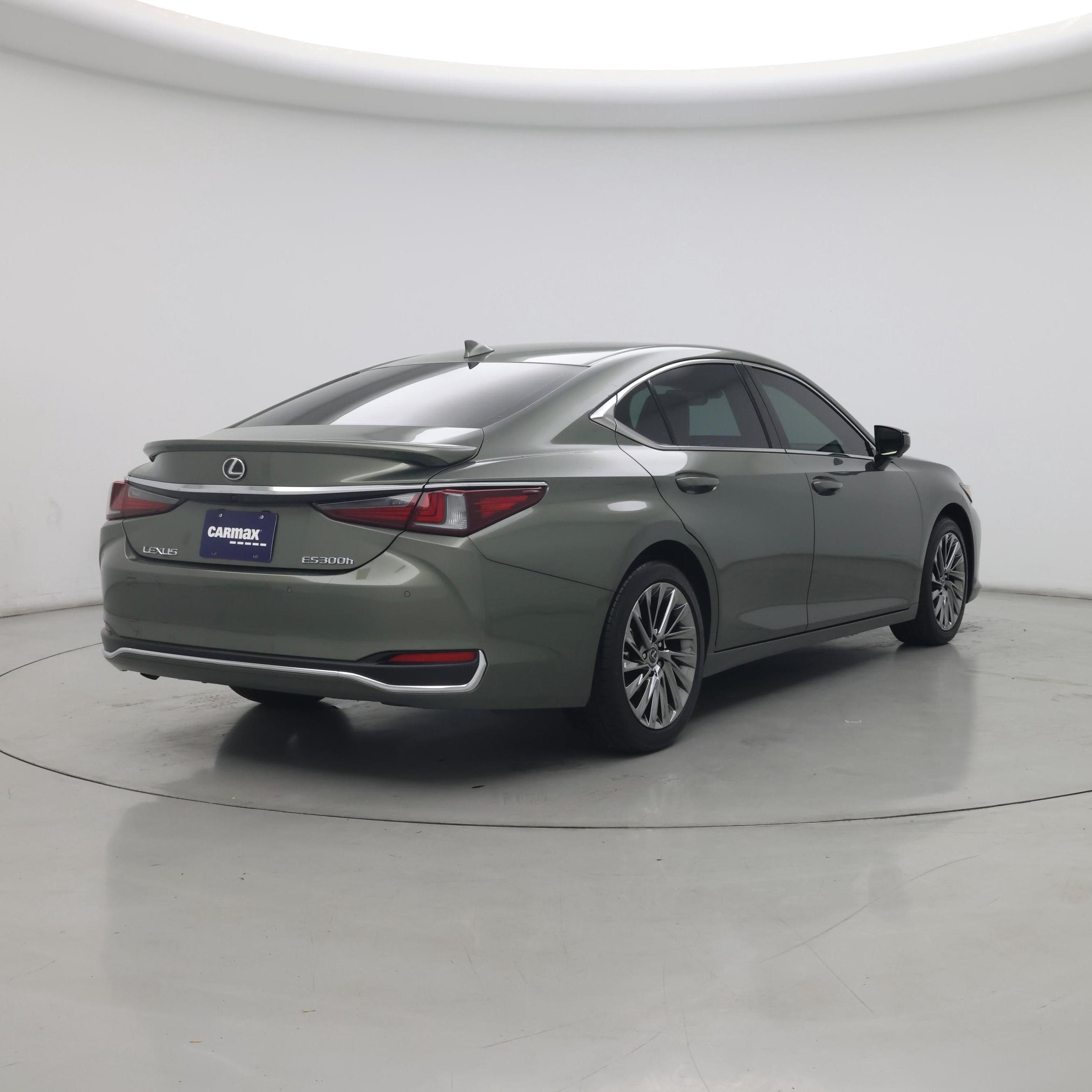 Thumbnail: 2025 Lexus ES - 8