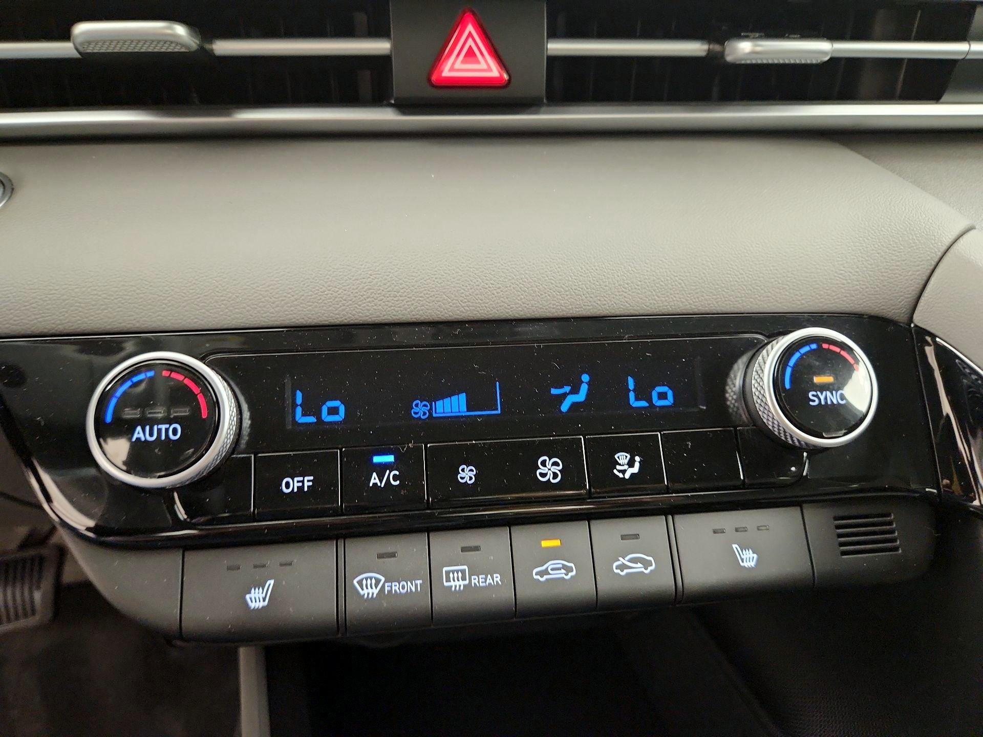 Thumbnail: 2023 Hyundai Elantra - 16