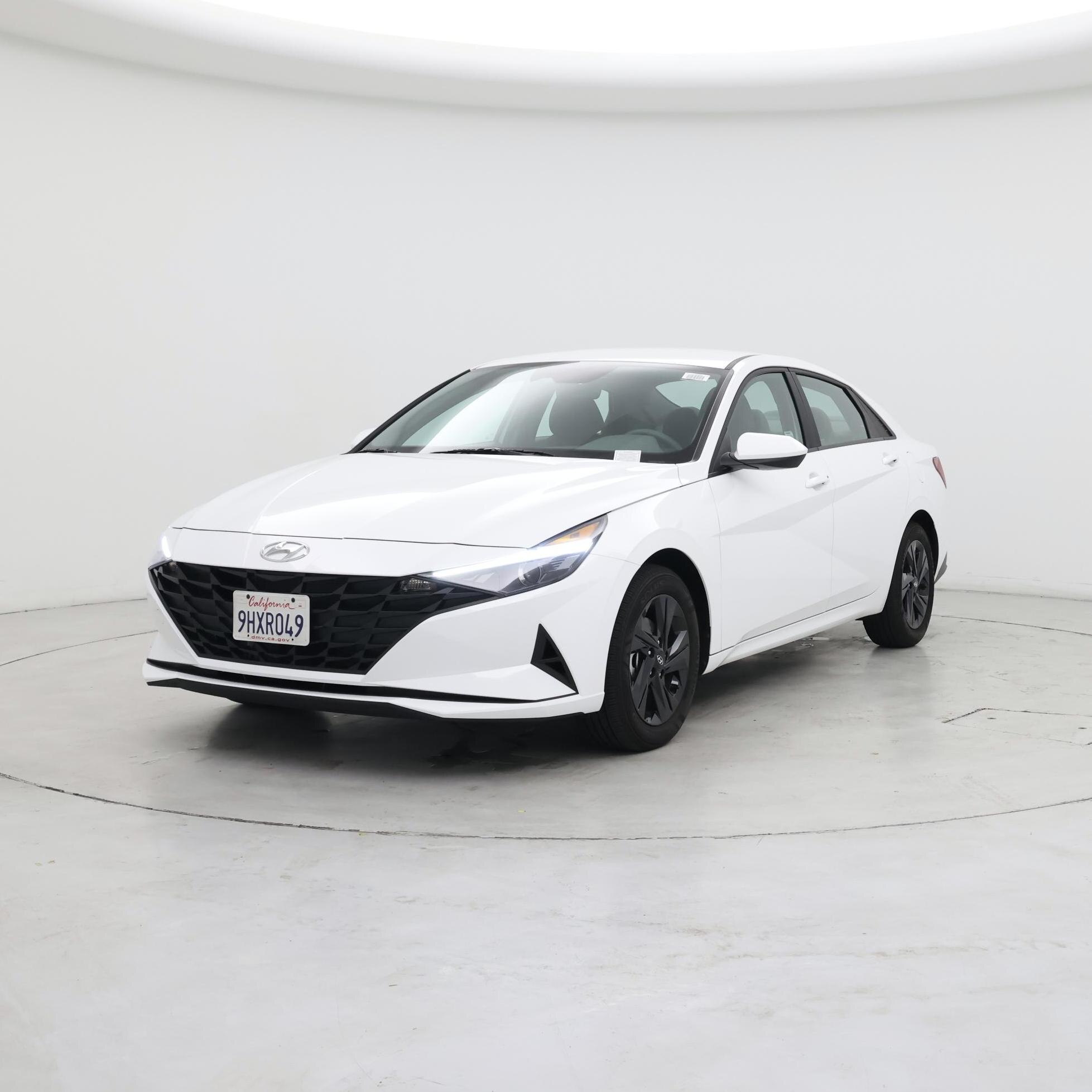 Thumbnail: 2023 Hyundai Elantra - 4