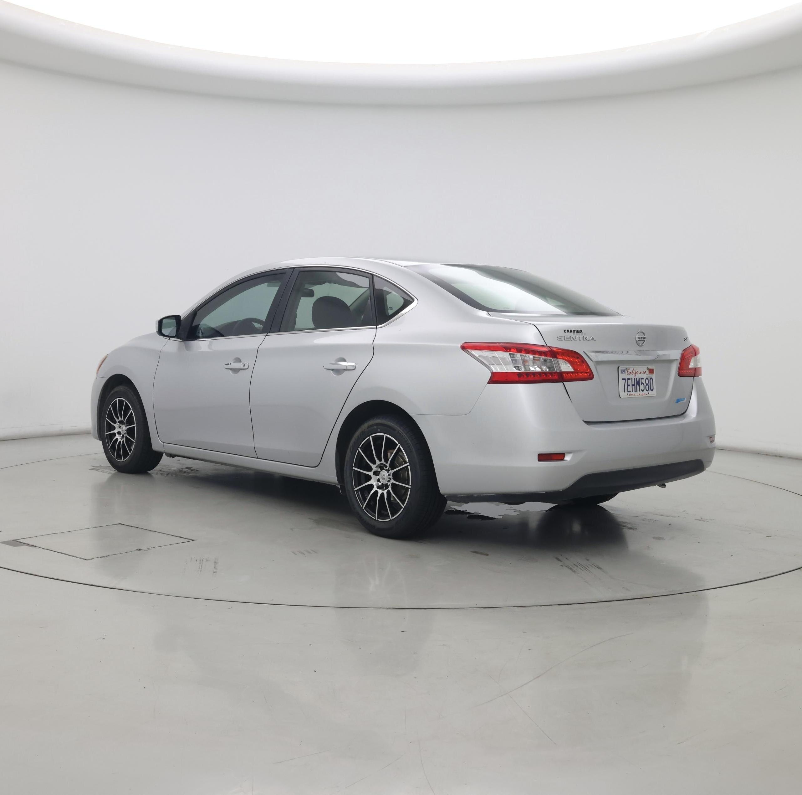 Thumbnail: 2014 Nissan Sentra - 2