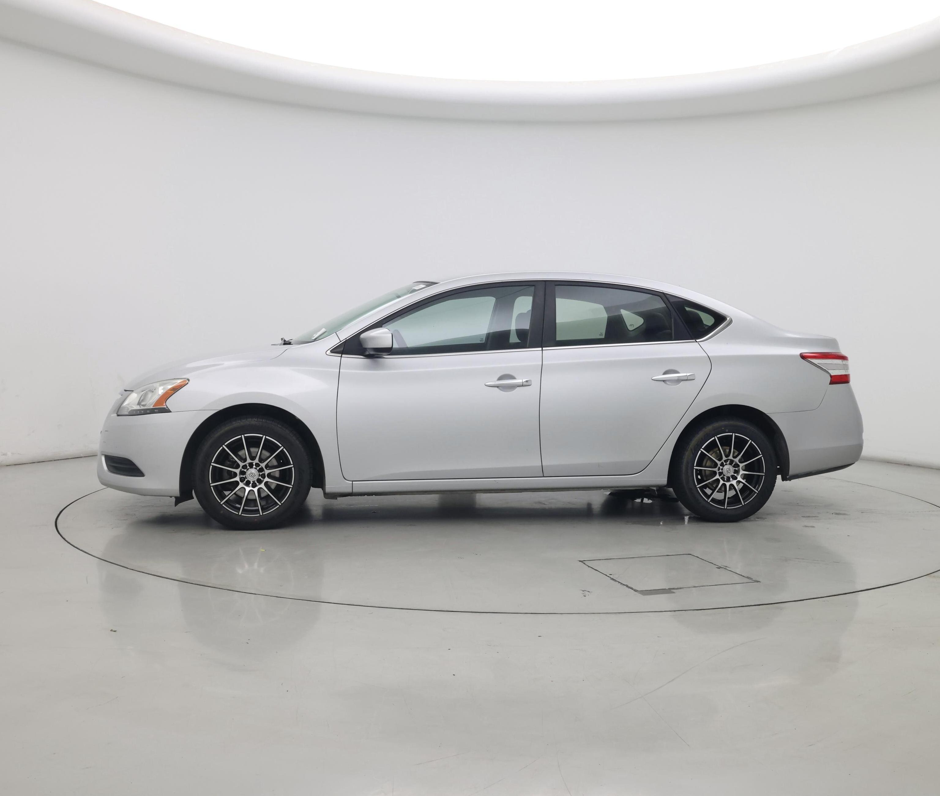 Thumbnail: 2014 Nissan Sentra - 3