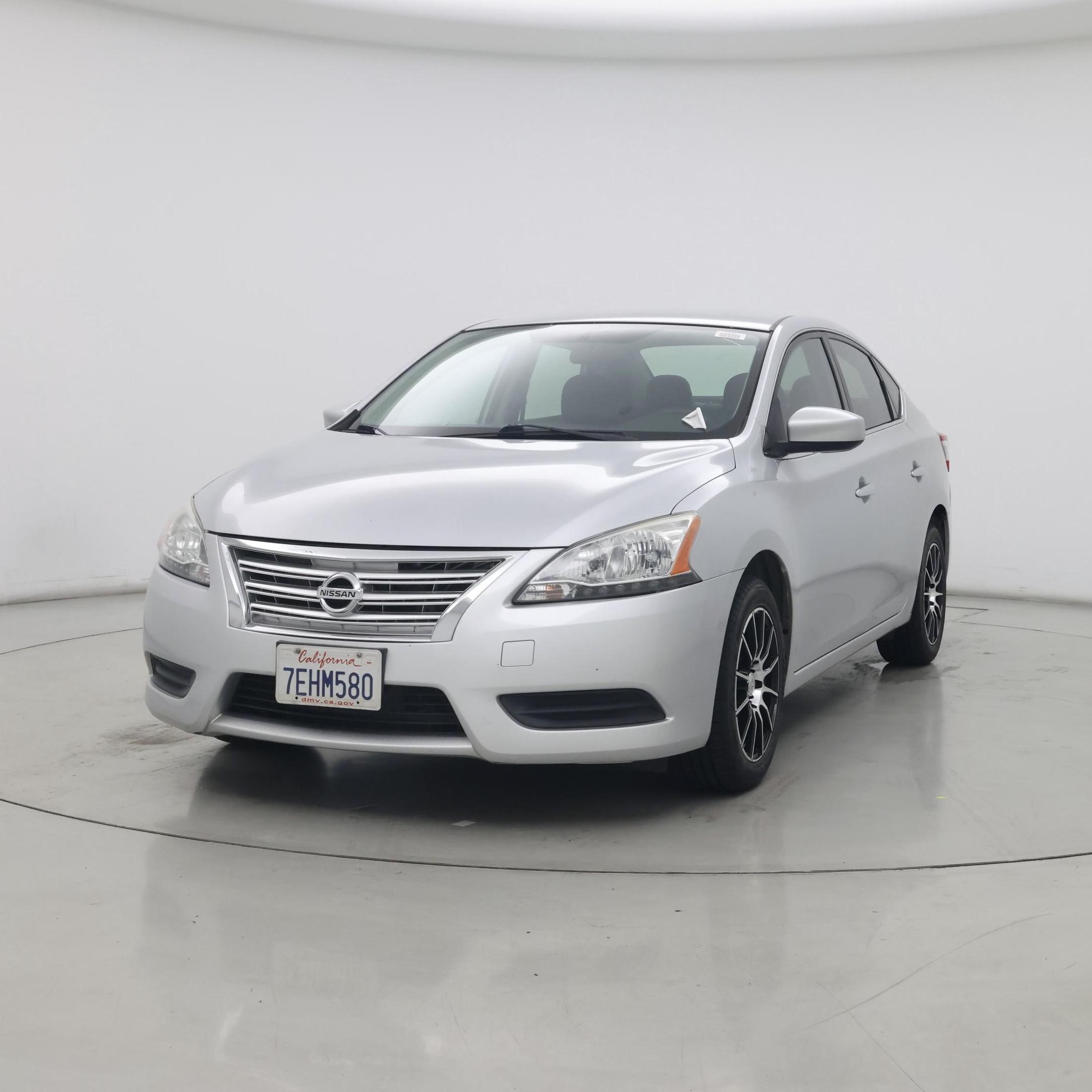 Thumbnail: 2014 Nissan Sentra - 4