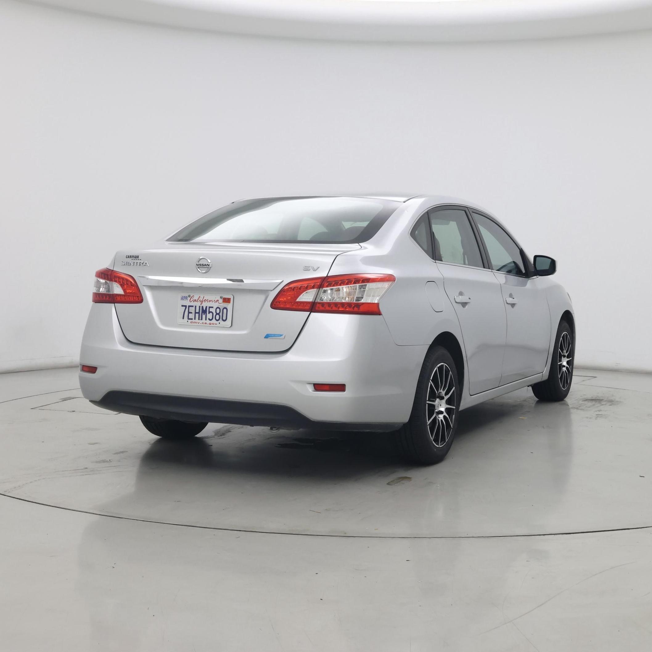Thumbnail: 2014 Nissan Sentra - 8
