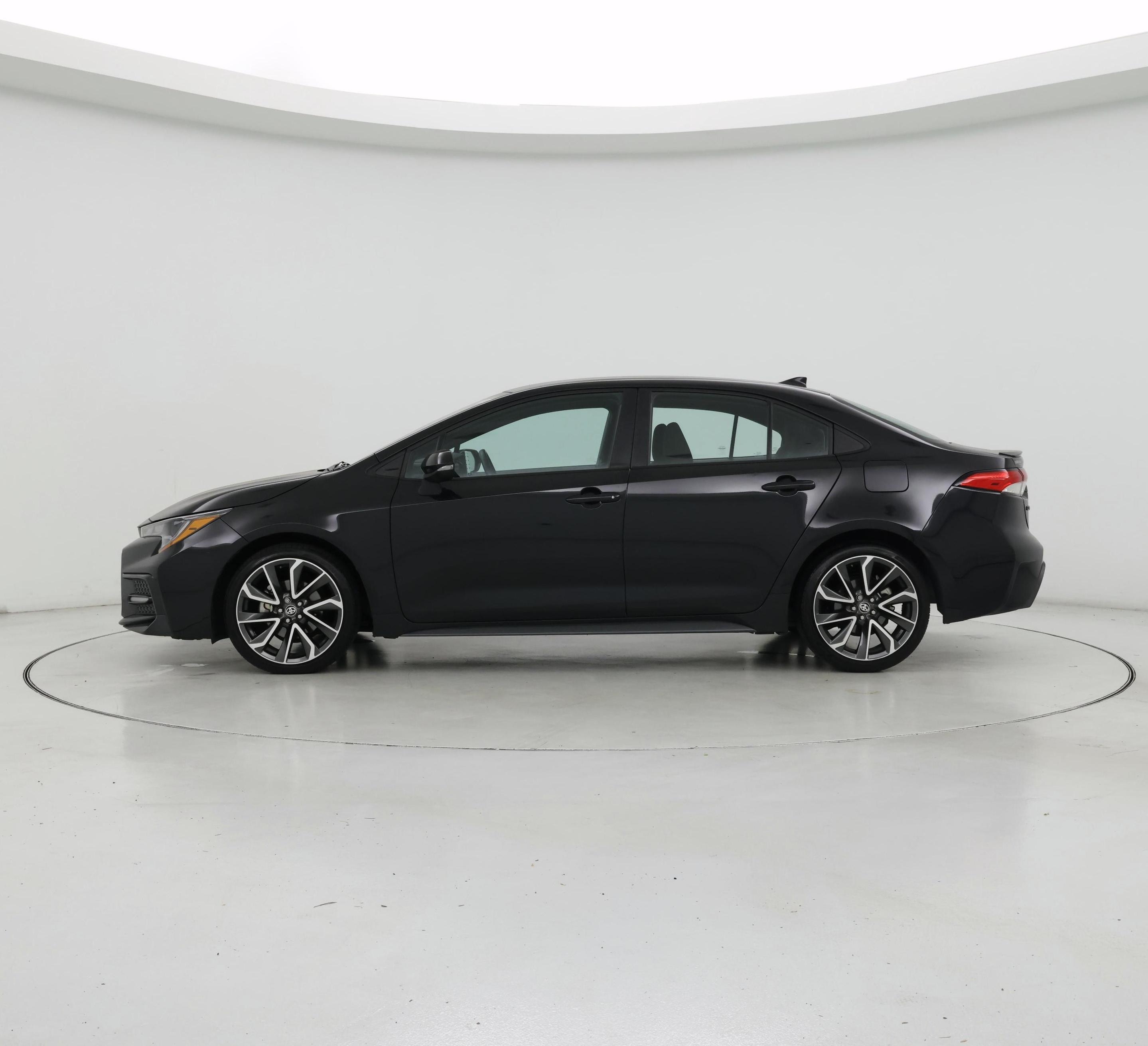 Thumbnail: 2022 Toyota Corolla - 3