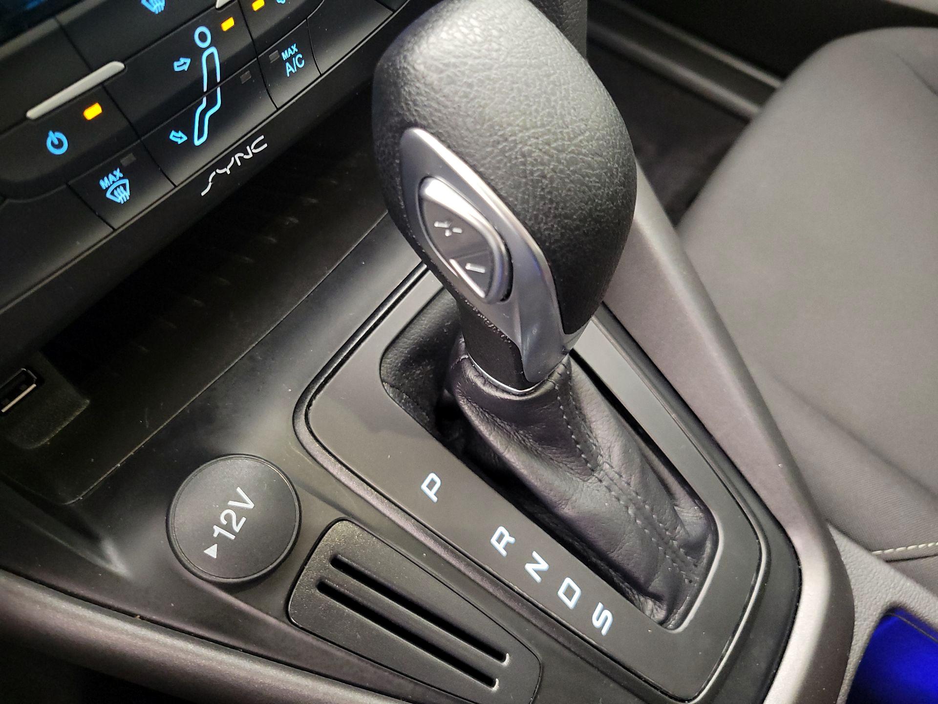 Thumbnail: 2018 Ford Focus - 17