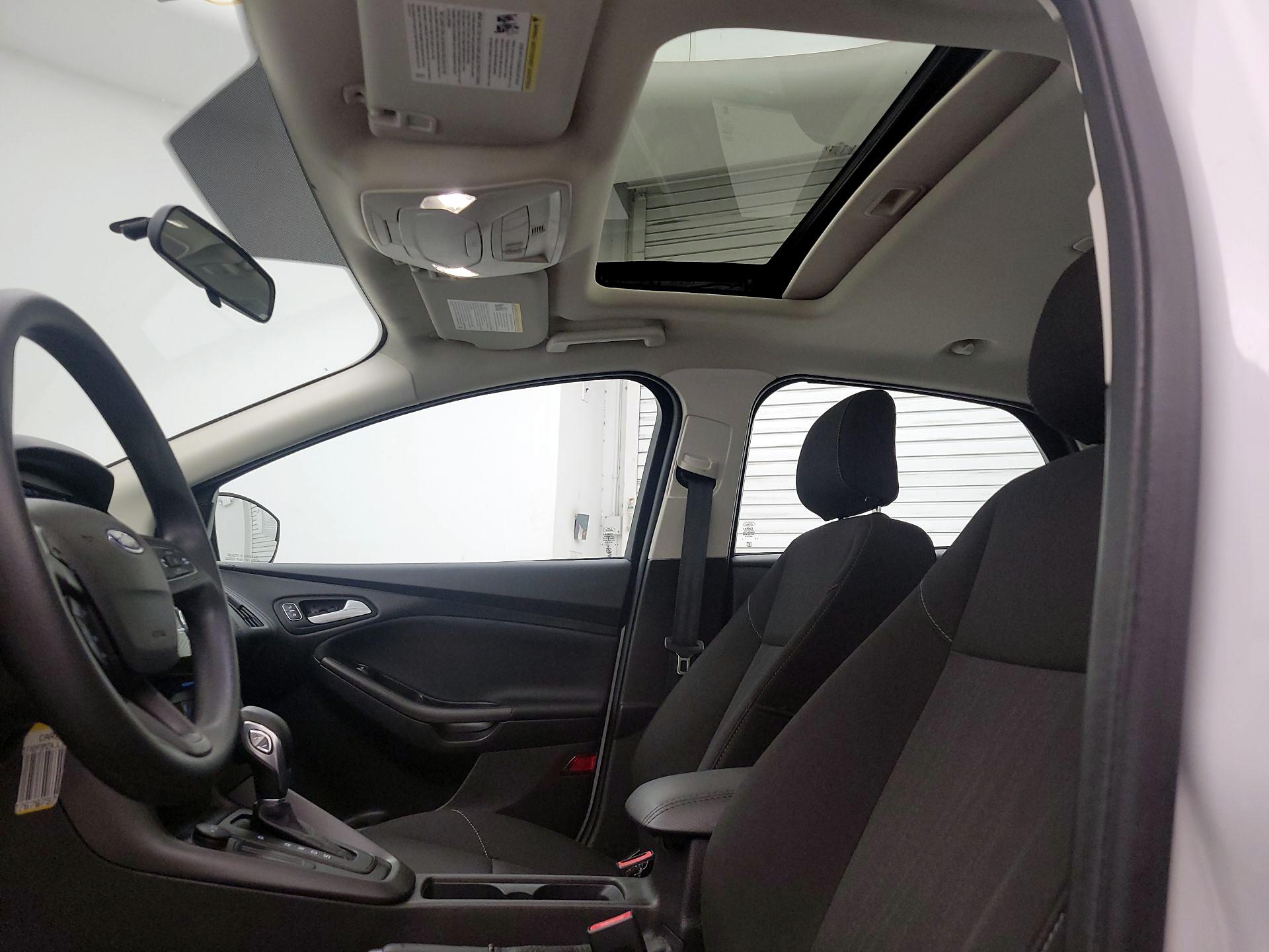 Thumbnail: 2018 Ford Focus - 19