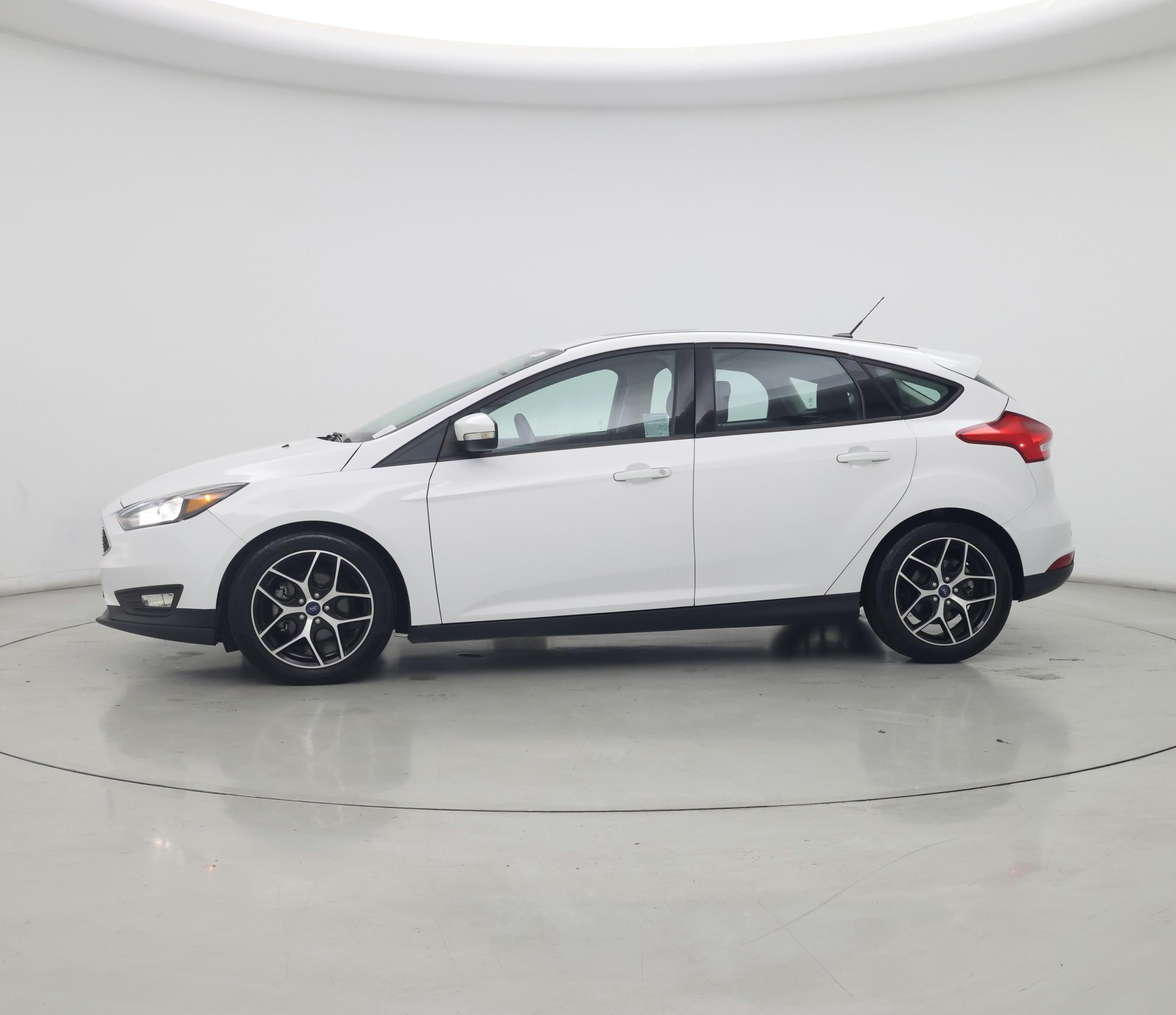 Thumbnail: 2018 Ford Focus - 3