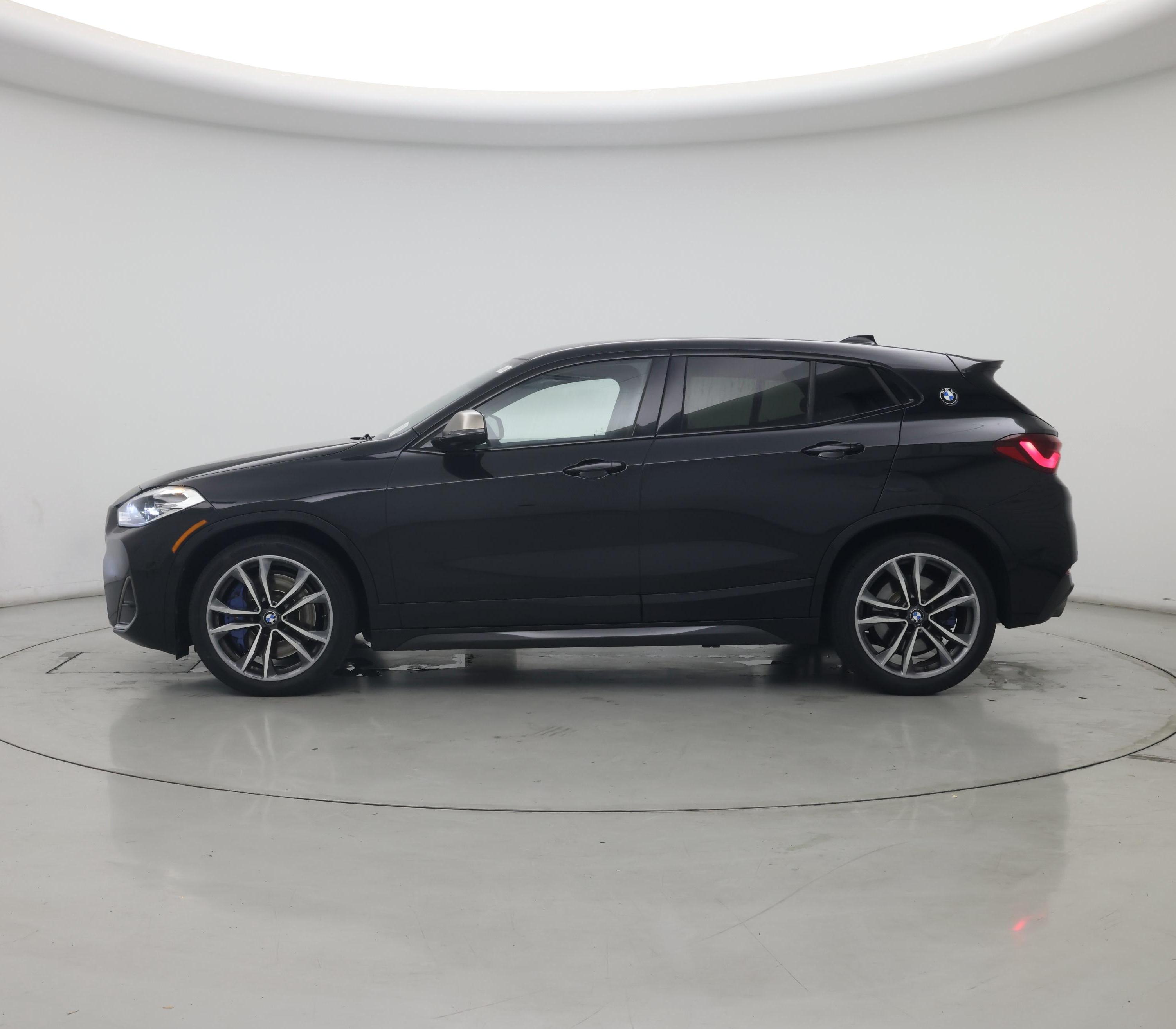 Thumbnail: 2021 BMW X2 - 3