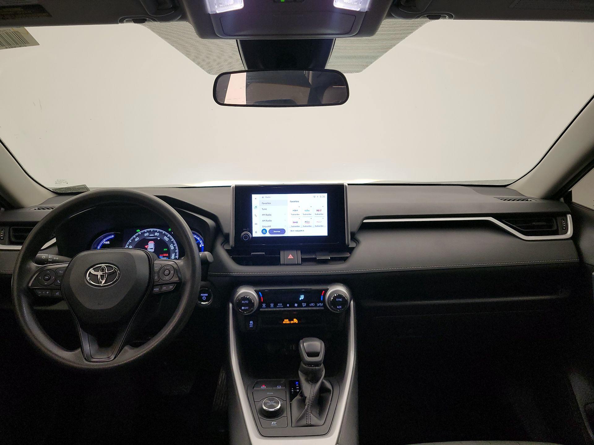 Thumbnail: 2024 Toyota RAV4 - 9
