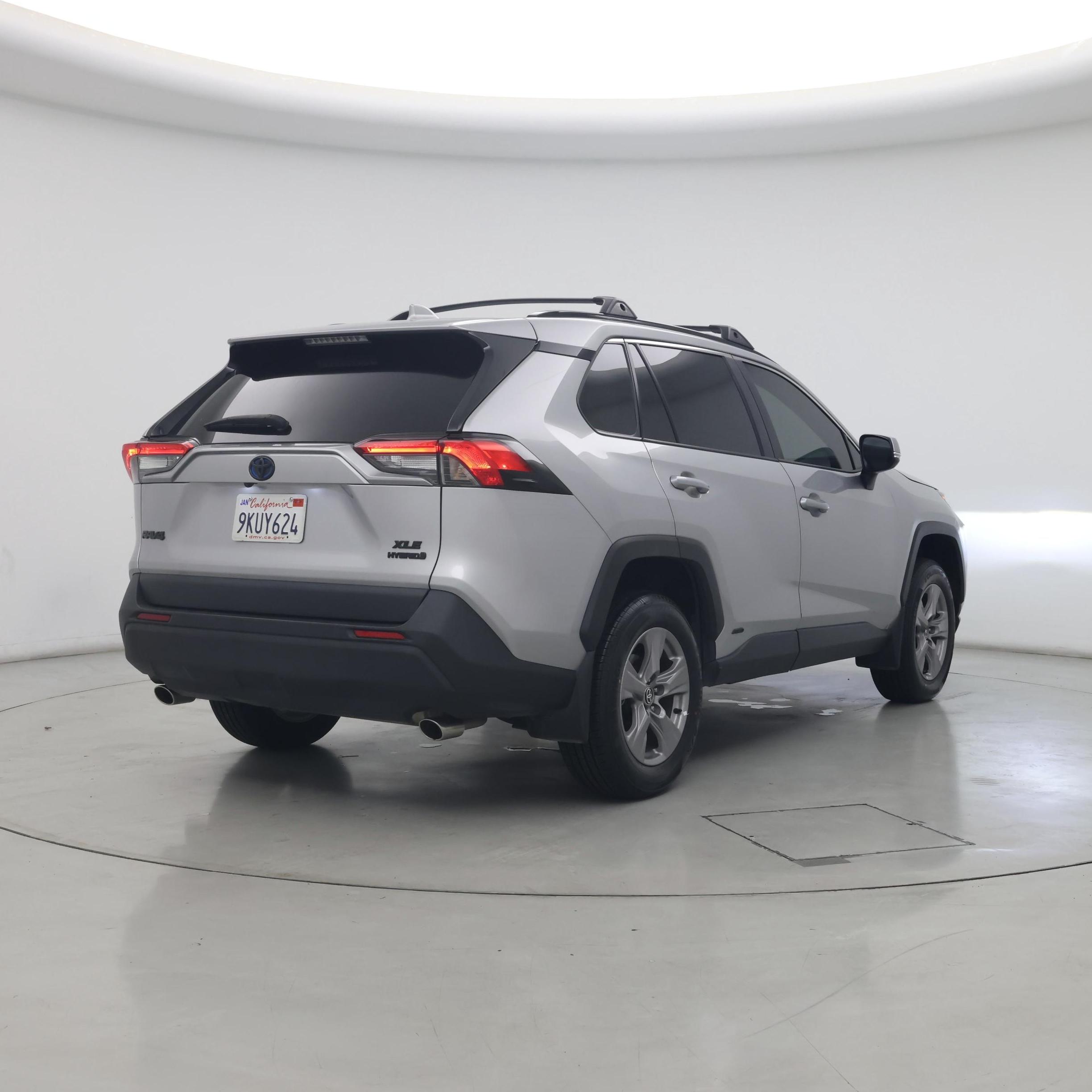 Thumbnail: 2024 Toyota RAV4 - 8