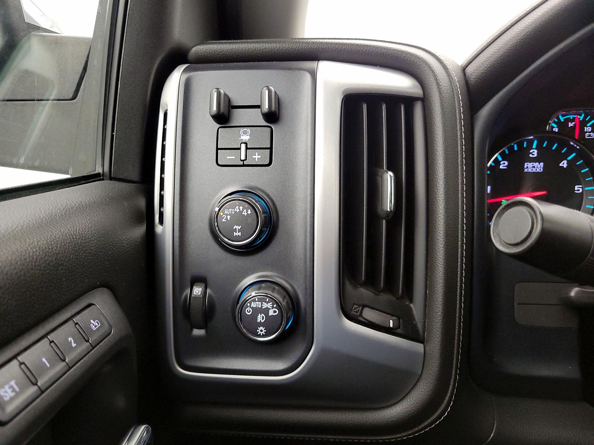 Thumbnail: 2018 GMC Sierra 1500 - 13