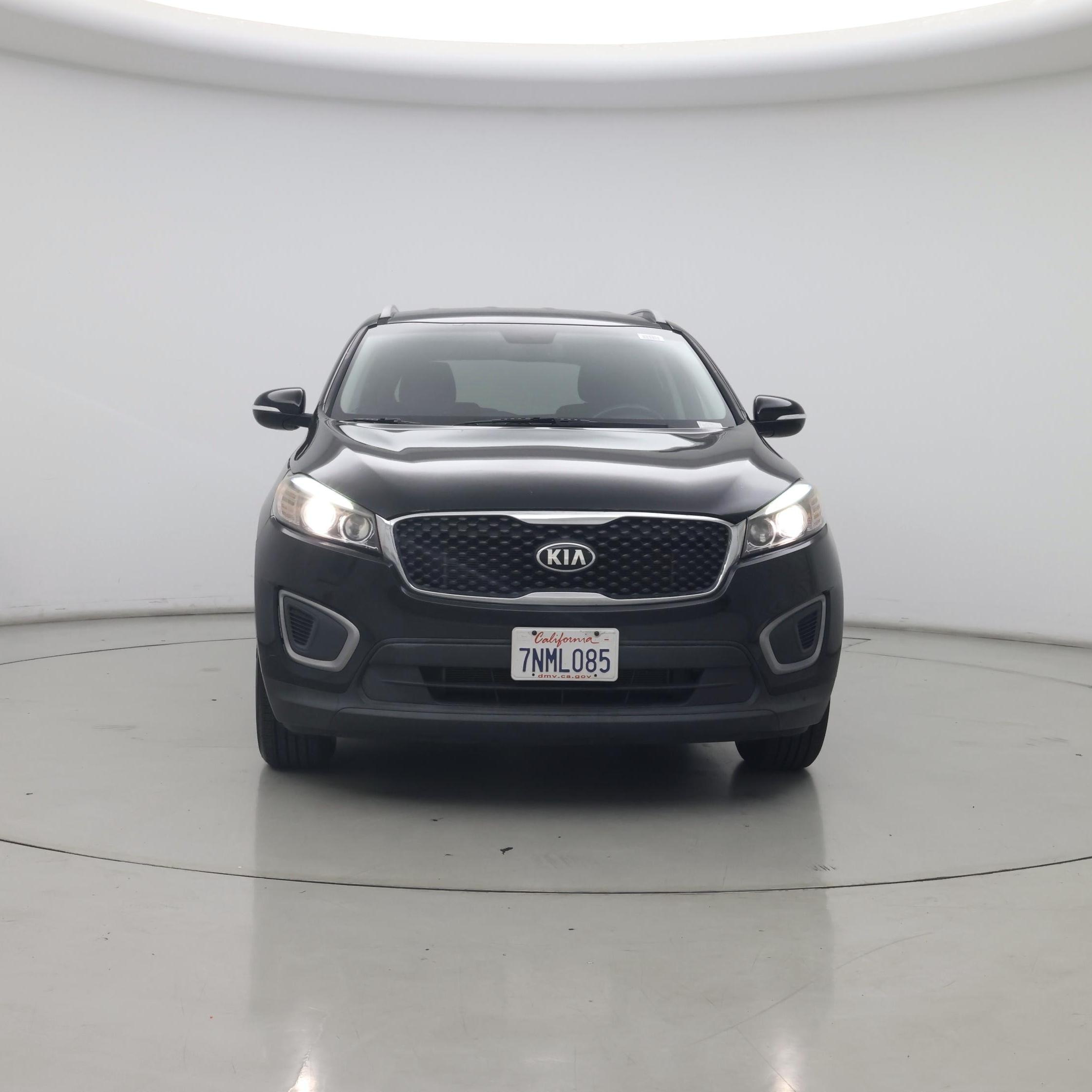 Thumbnail: 2016 Kia Sorento - 5
