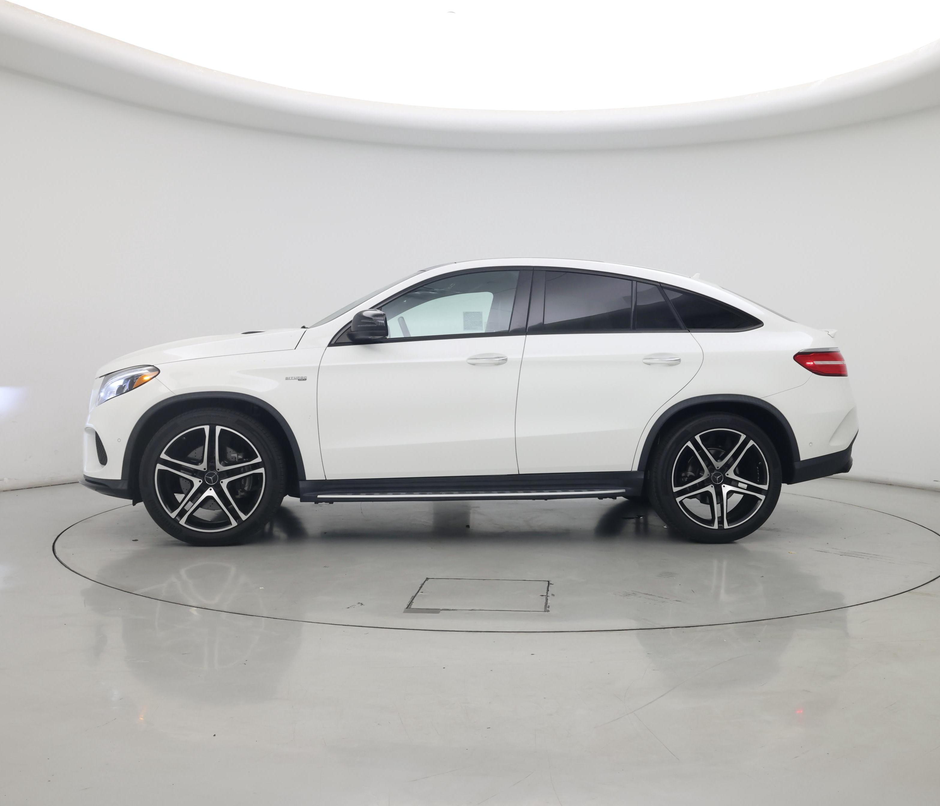 Thumbnail: 2019 Mercedes-Benz GLE - 3
